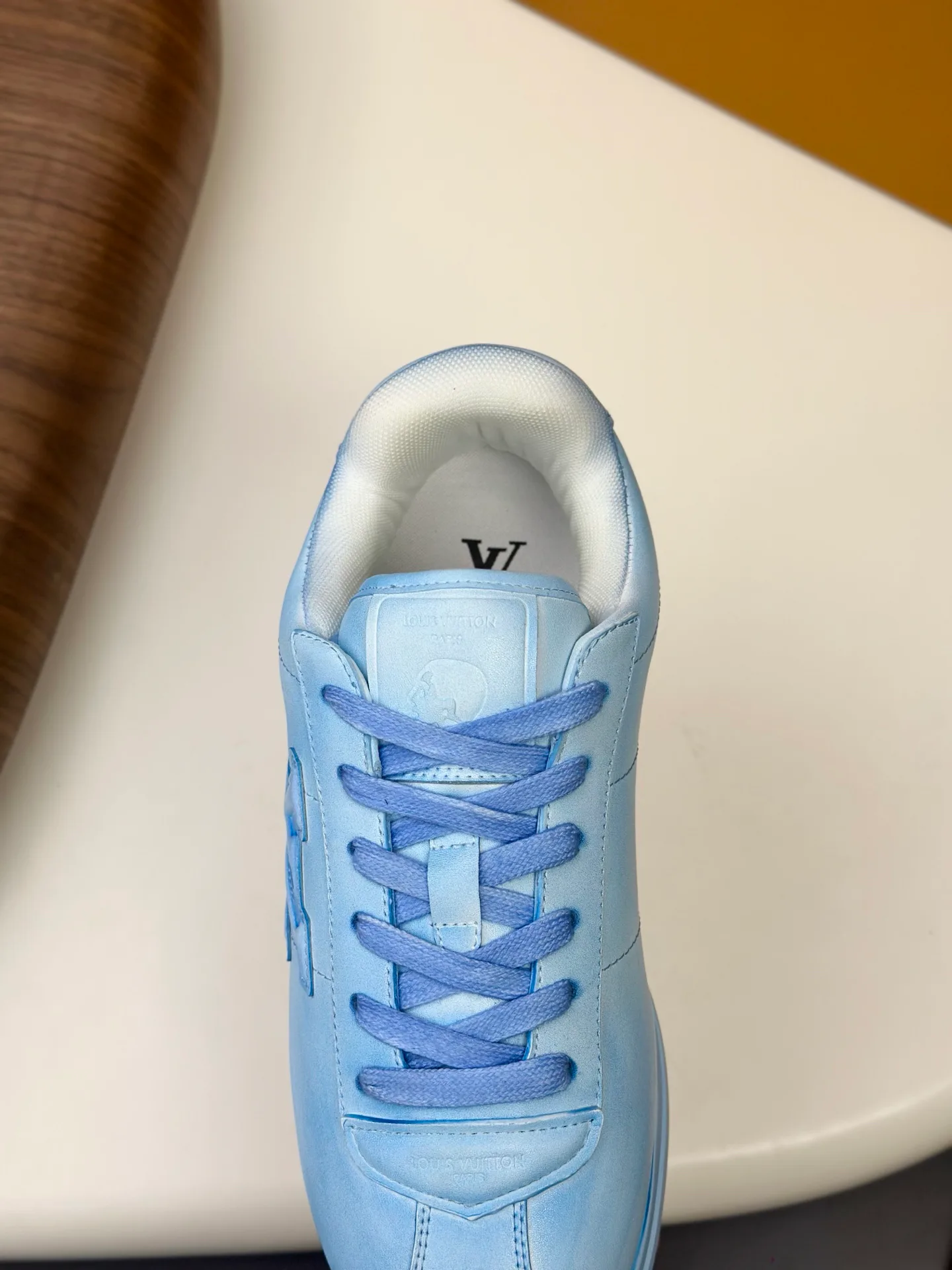 Кроссовки Мужские Louis Vuitton 10399521