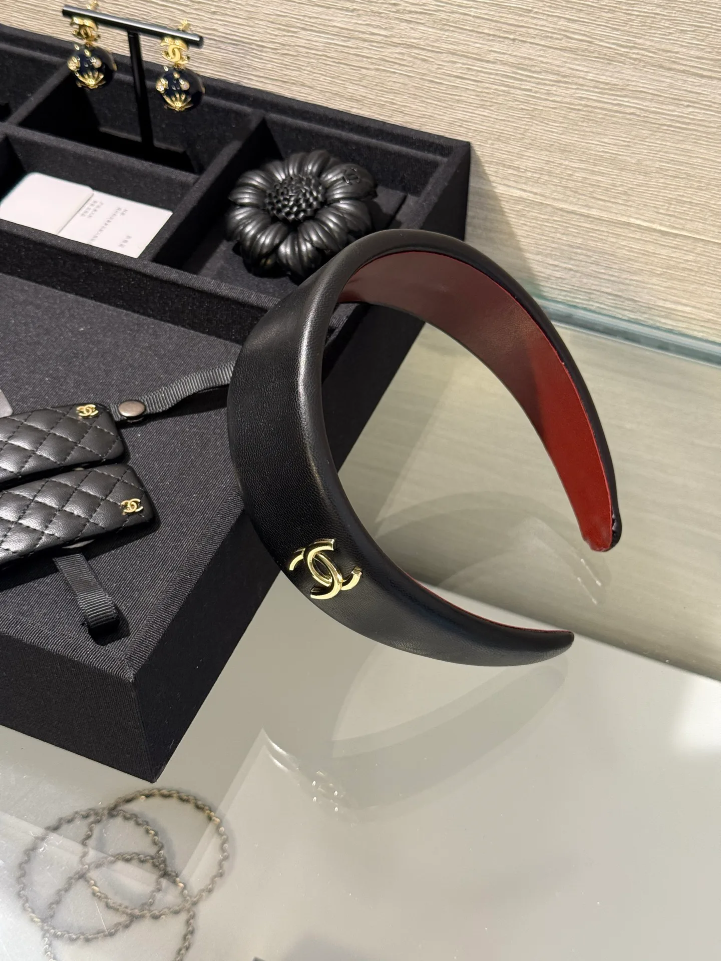 Головные Уборы Chanel 12940128