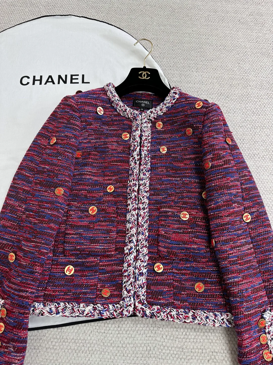Жакеты Женские Chanel 19654428