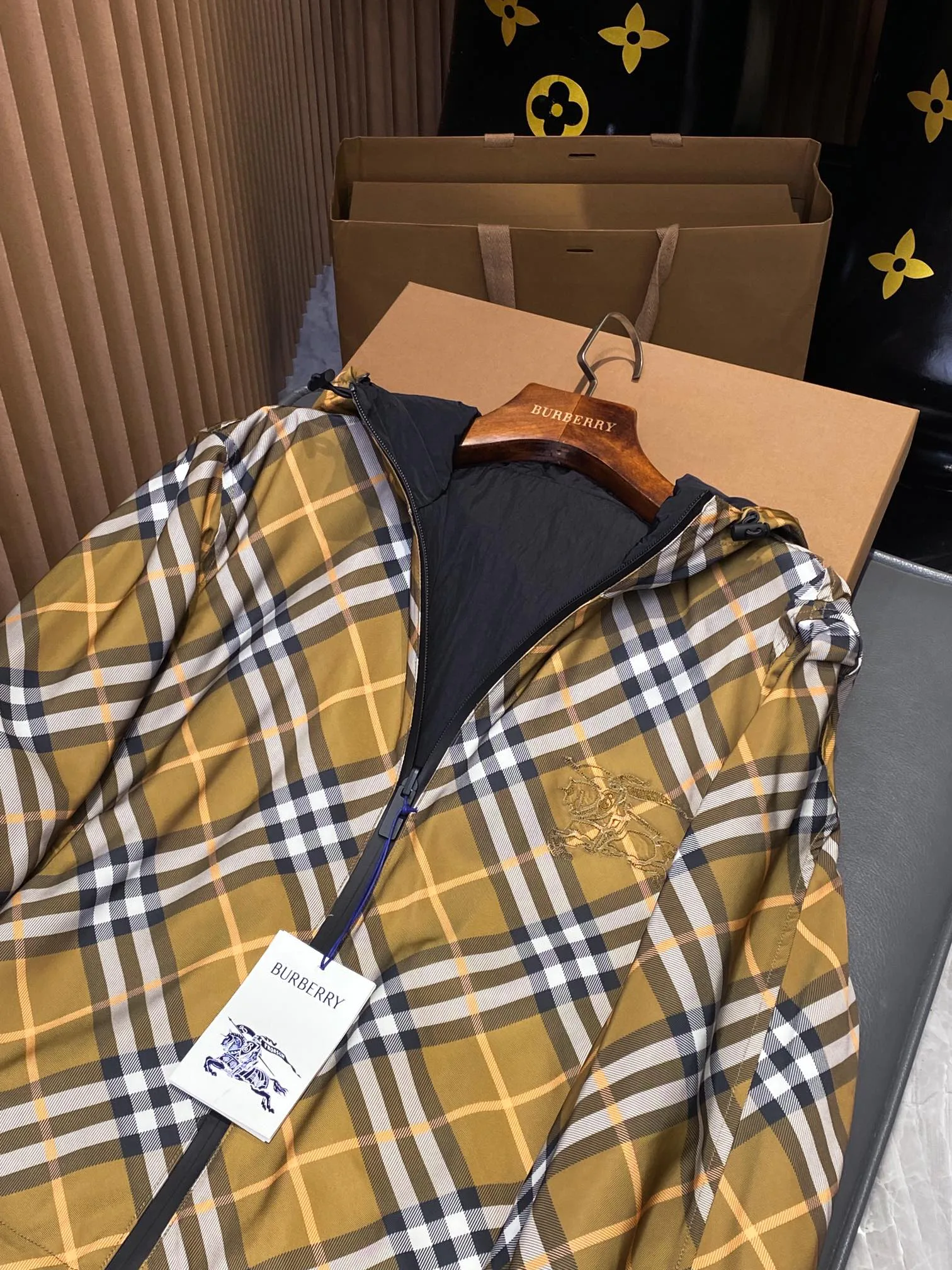 Куртки И Пуховики Мужские Burberry 13433004