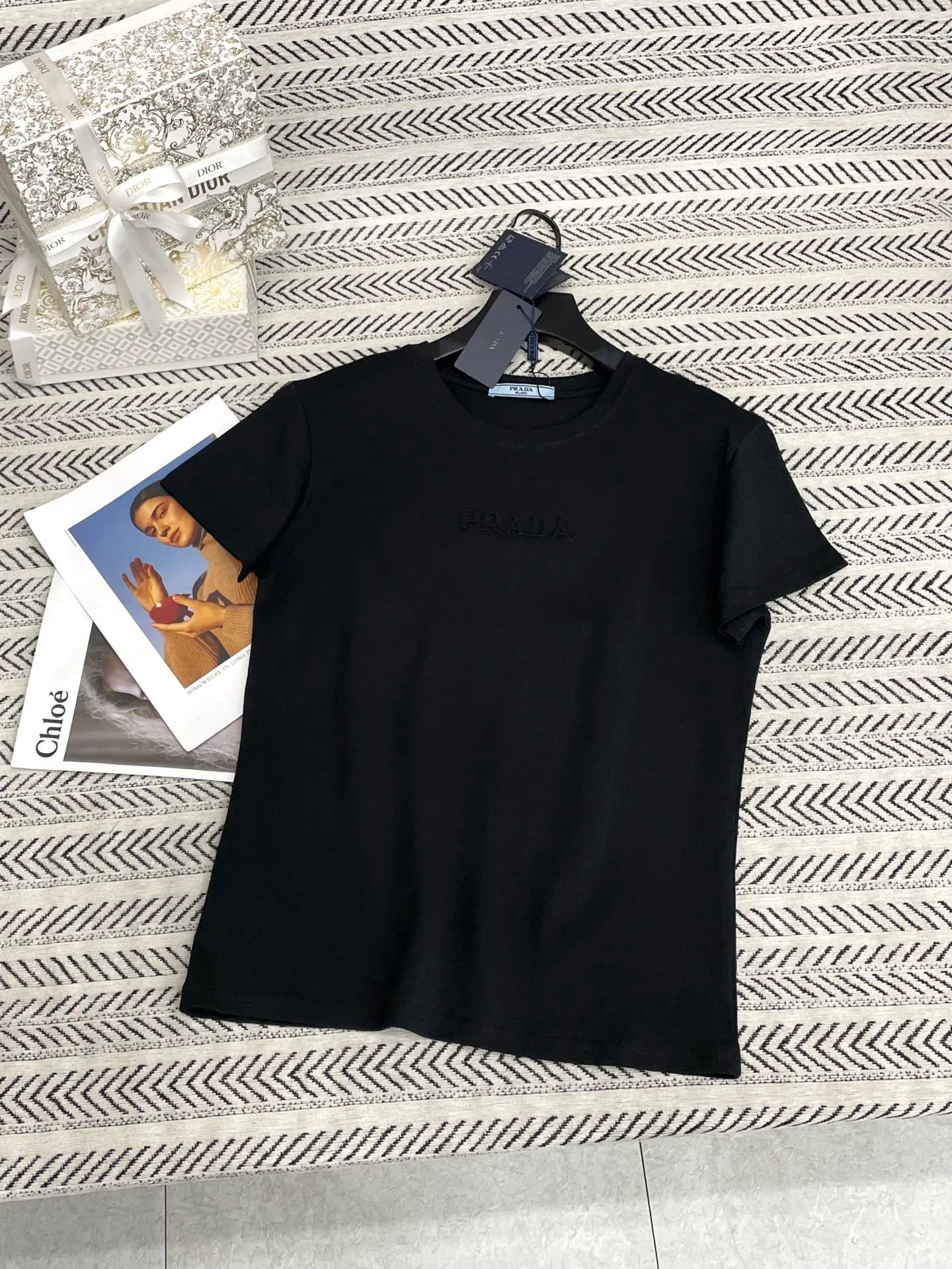 Футболки Женские Prada 11639766