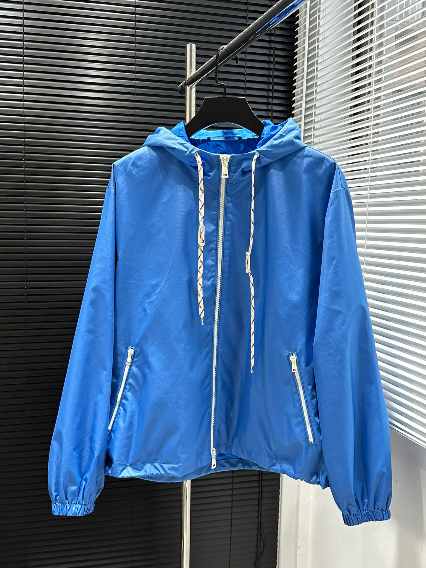 Куртки И Пуховики Женские Gucci 9495979