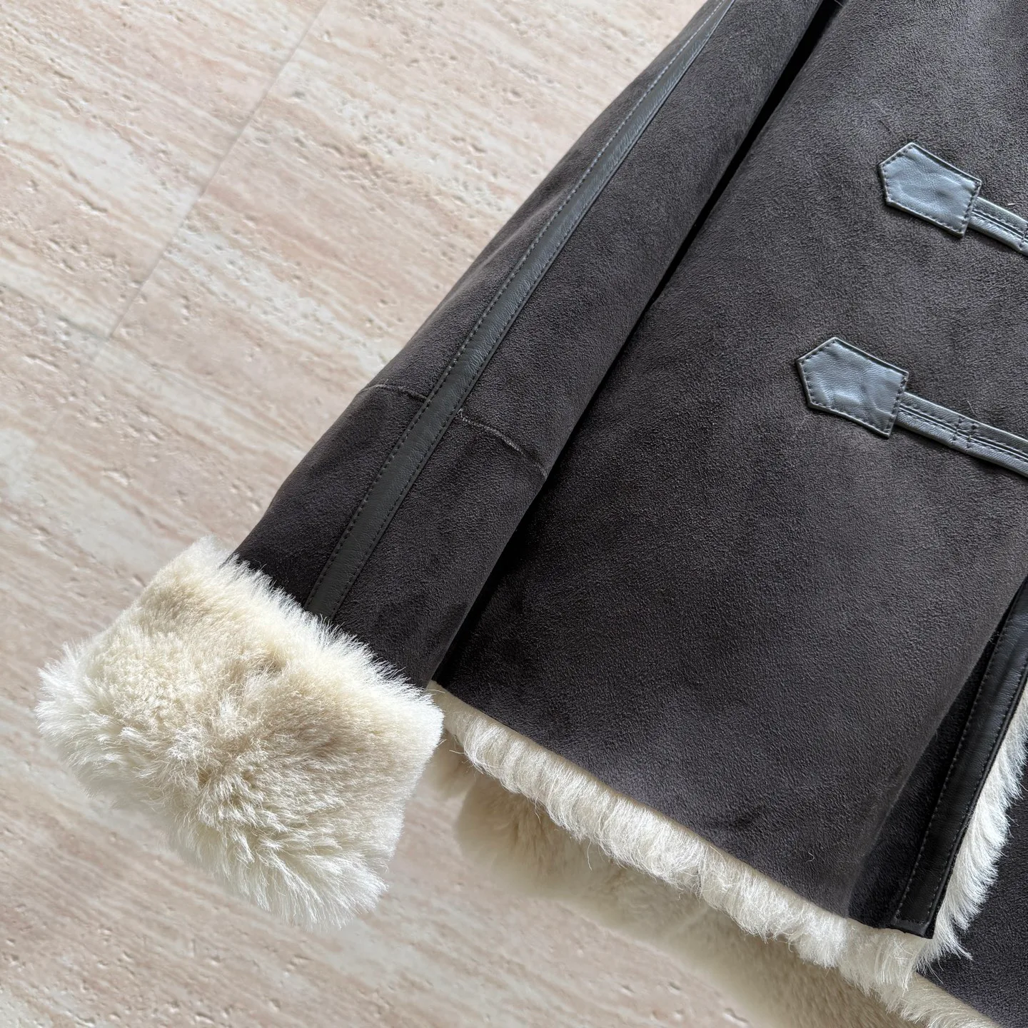 Кожаные Куртки И Дублёнки Женские Loewe 1061359