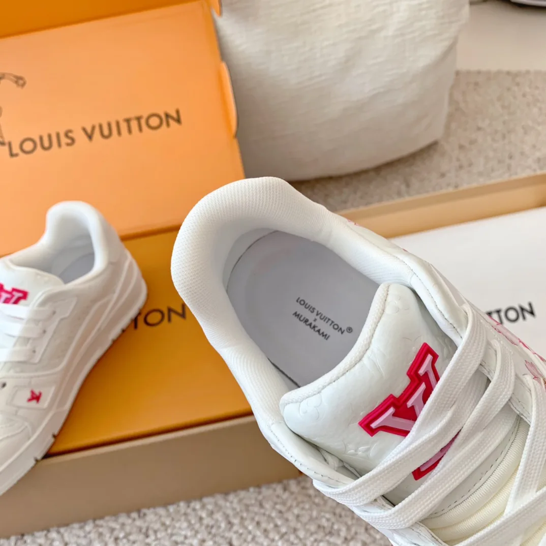 Кроссовки Женские Louis Vuitton 18625668