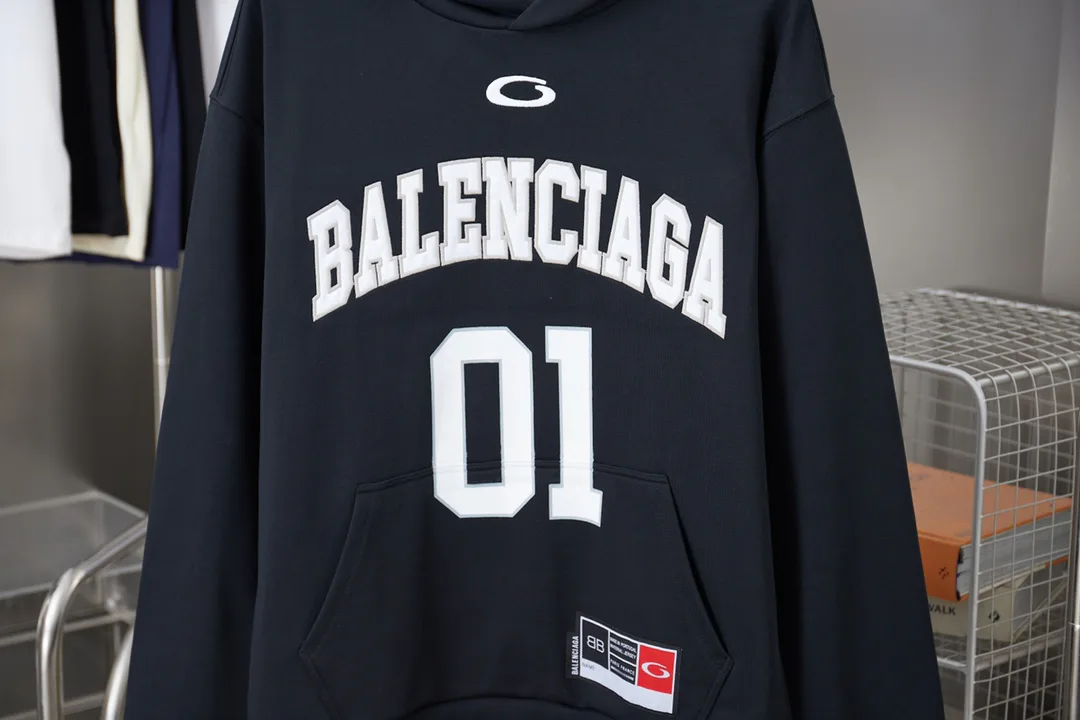 Свитшоты Женские Balenciaga 122043
