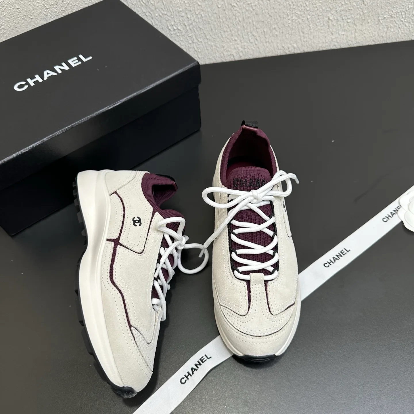 Кроссовки Женские Chanel 17934450