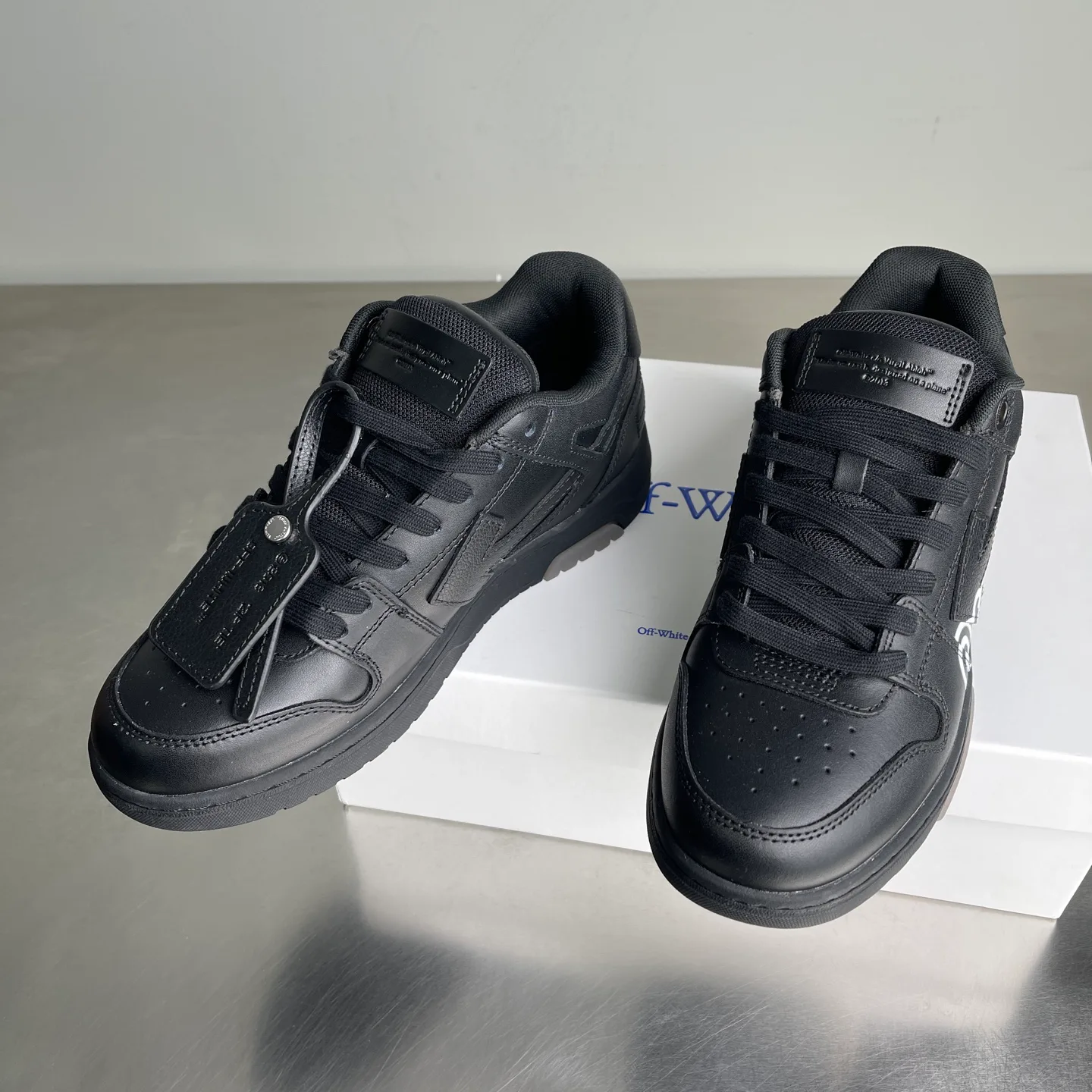 Кроссовки Женские Off-White 5279352