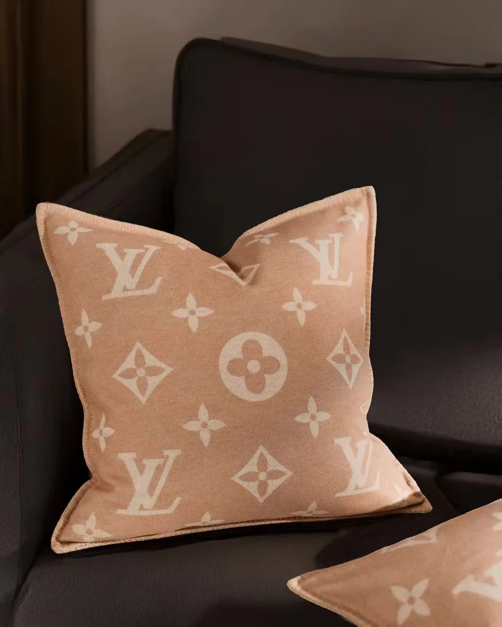 Текстиль Louis Vuitton 10809375