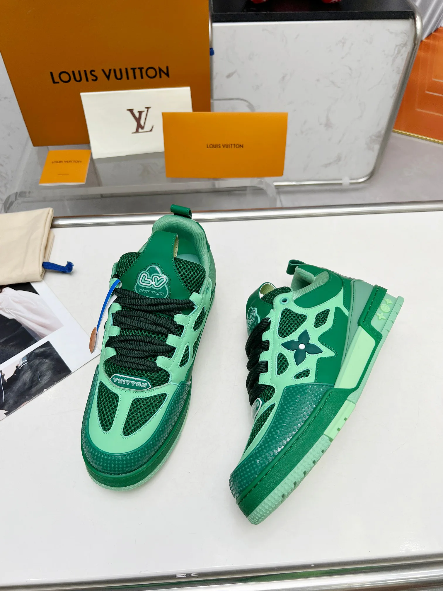 Кроссовки Женские Louis Vuitton 11250512