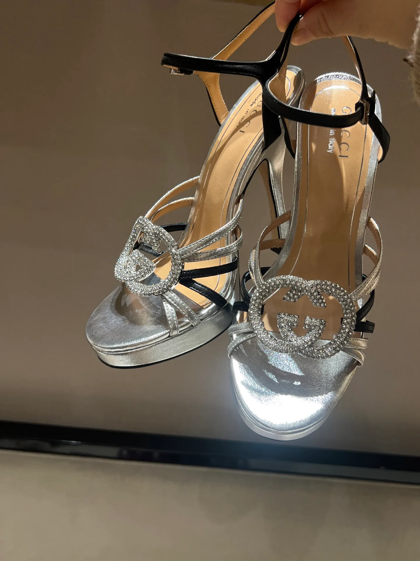 Босоножки Женские Gucci 11454607