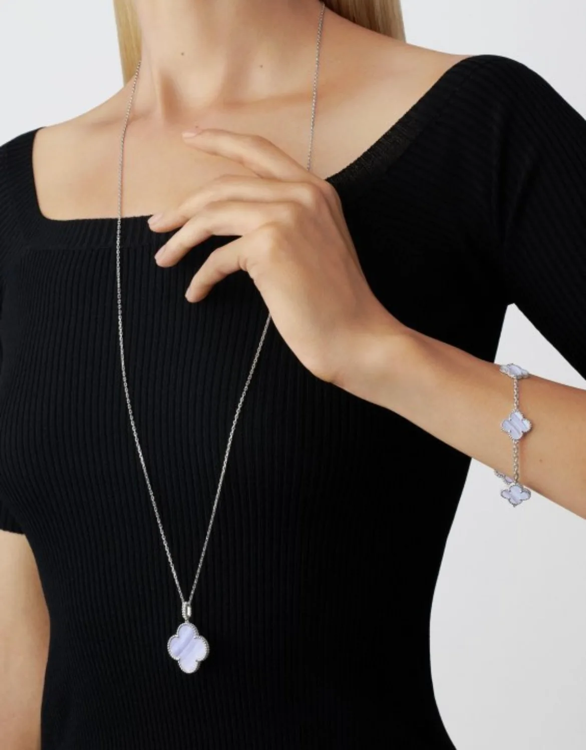 Бижутерия Van Cleef & Arpels 17235581