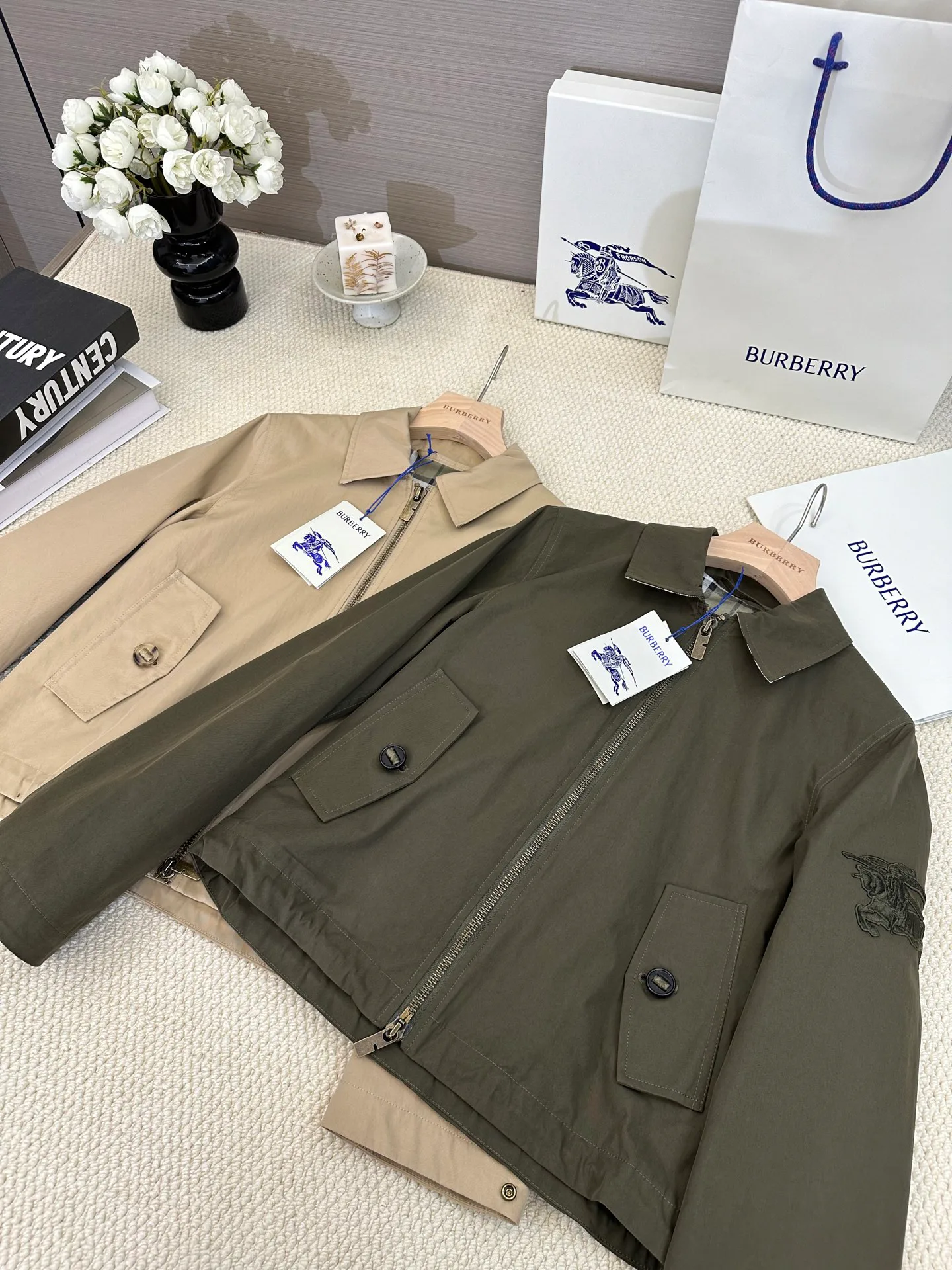 Куртки И Пуховики Женские Burberry 17998592