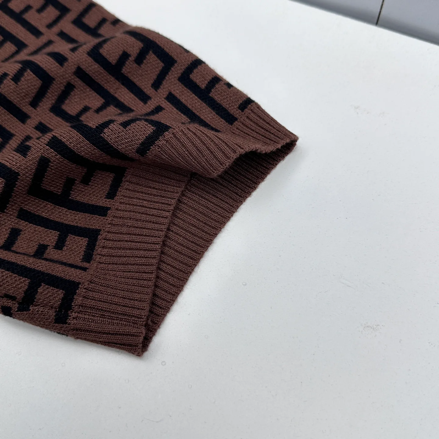 Футболки Женские Fendi 2237525