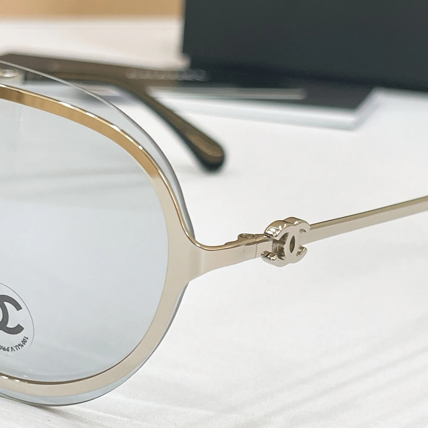 Очки Chanel 16887536