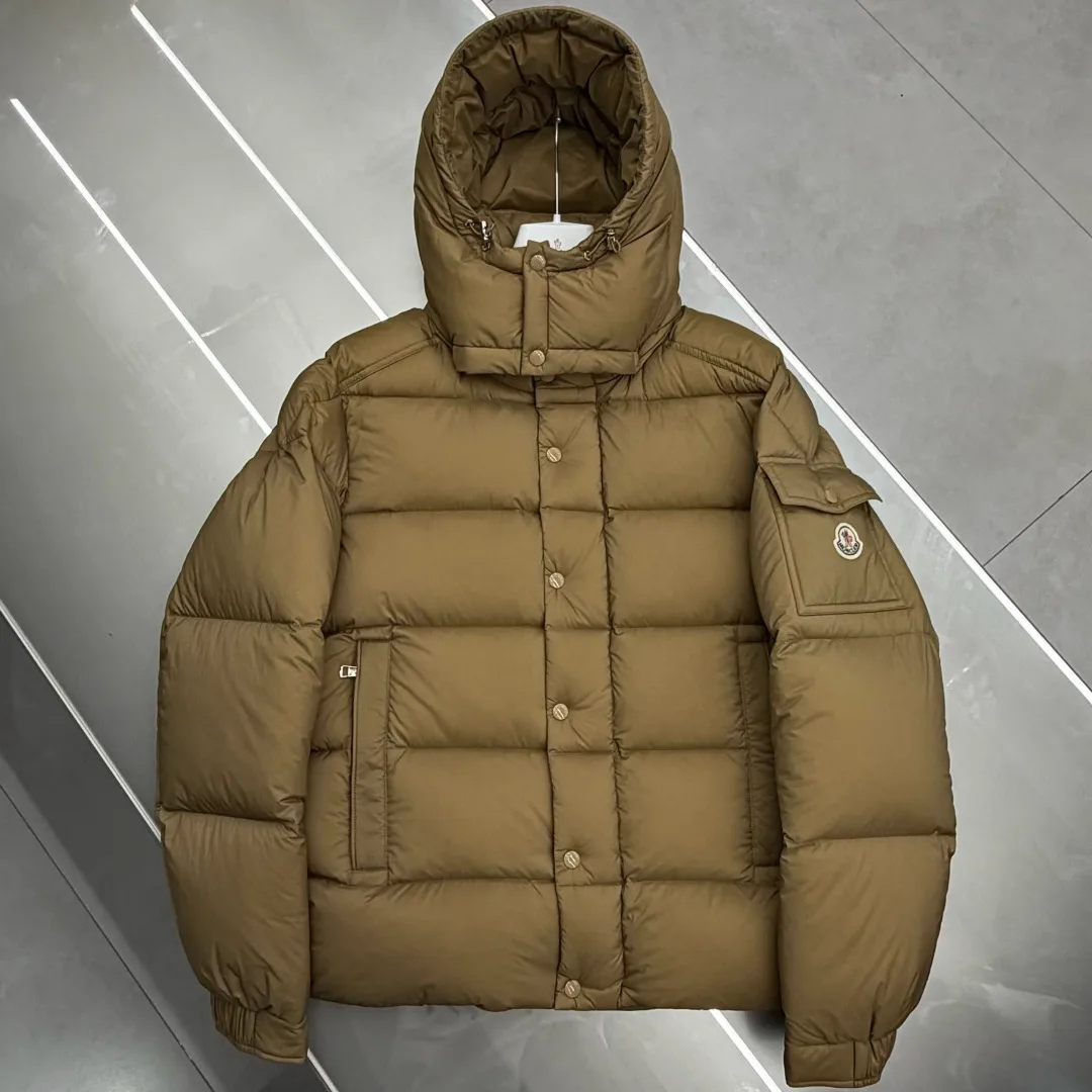 Куртки И Пуховики Мужские Moncler 17391857