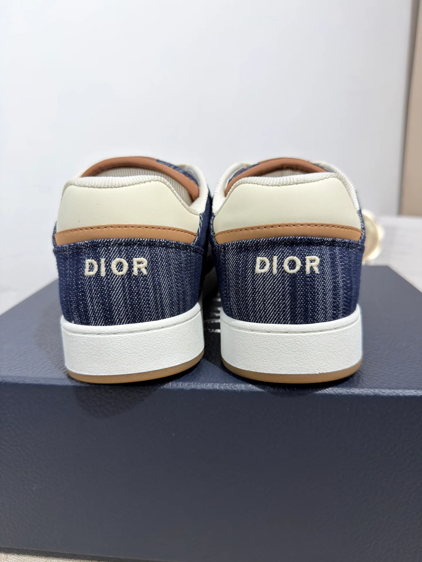 Кроссовки Женские Christian Dior 11456075