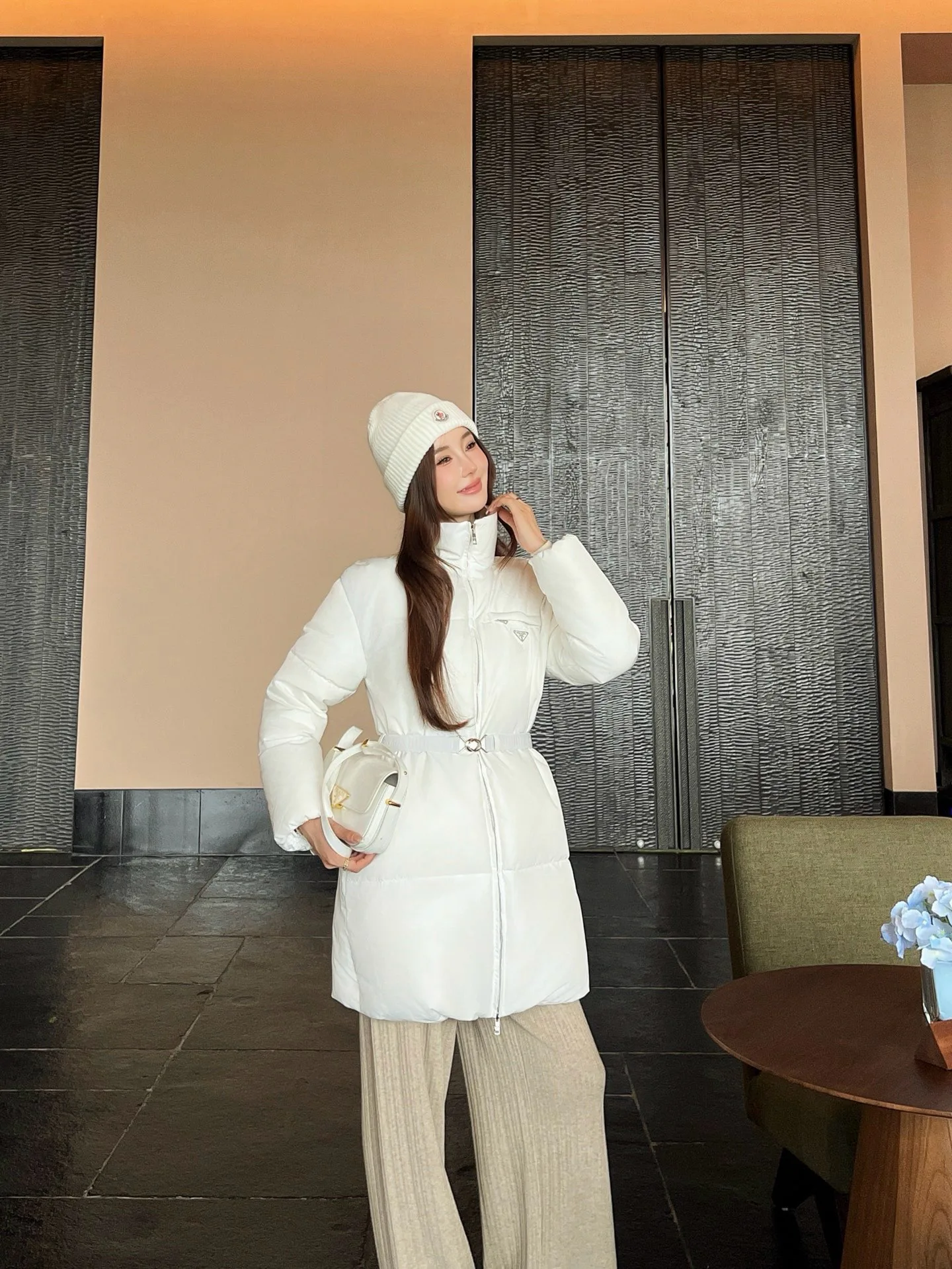 Куртки И Пуховики Женские Prada 19402938