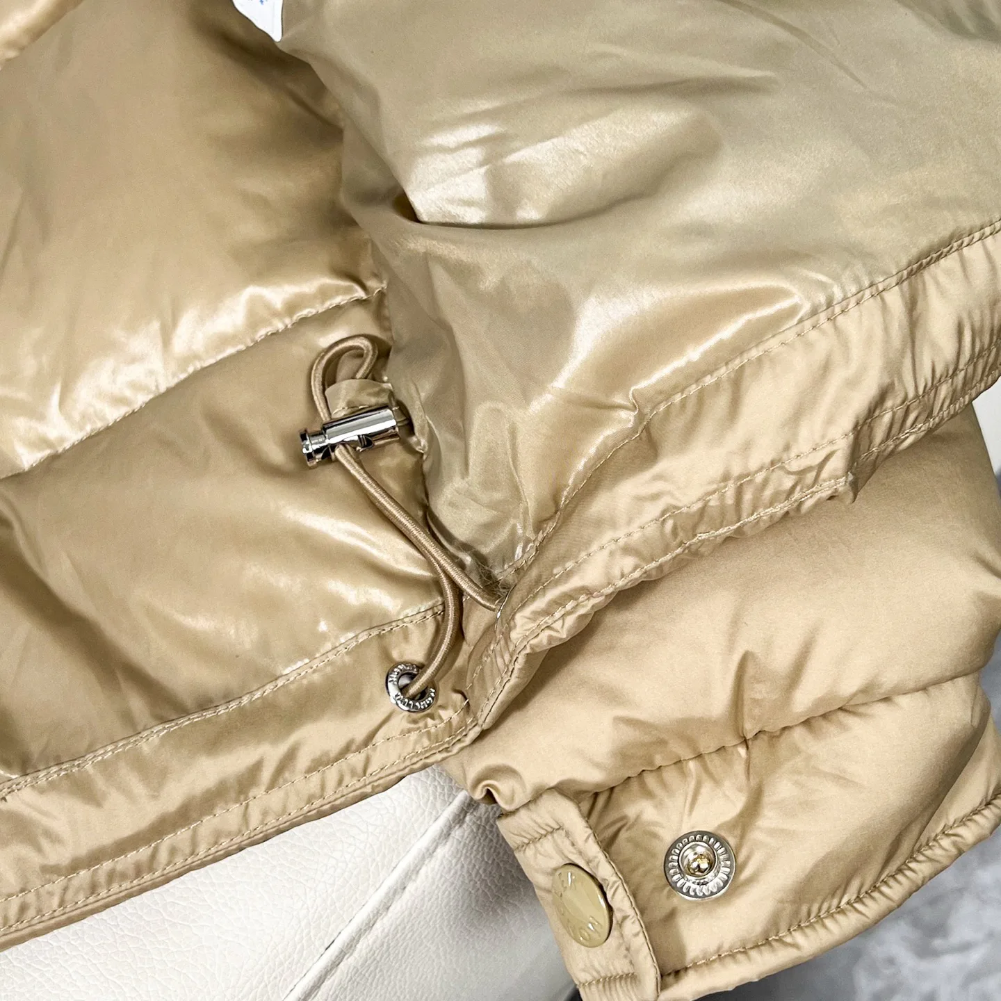 Куртки И Пуховики Женские Moncler 19777219