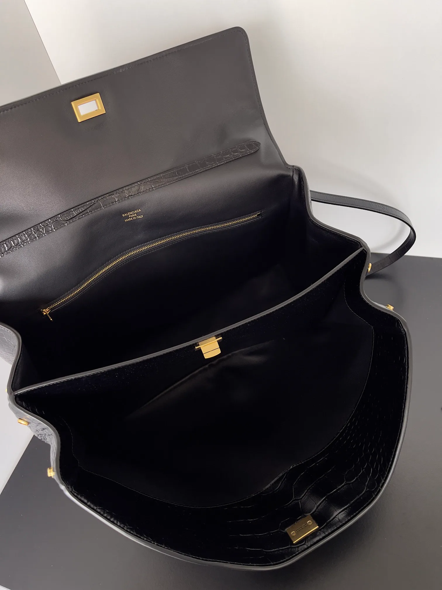 Классические Сумки Женские Balenciaga 11524772