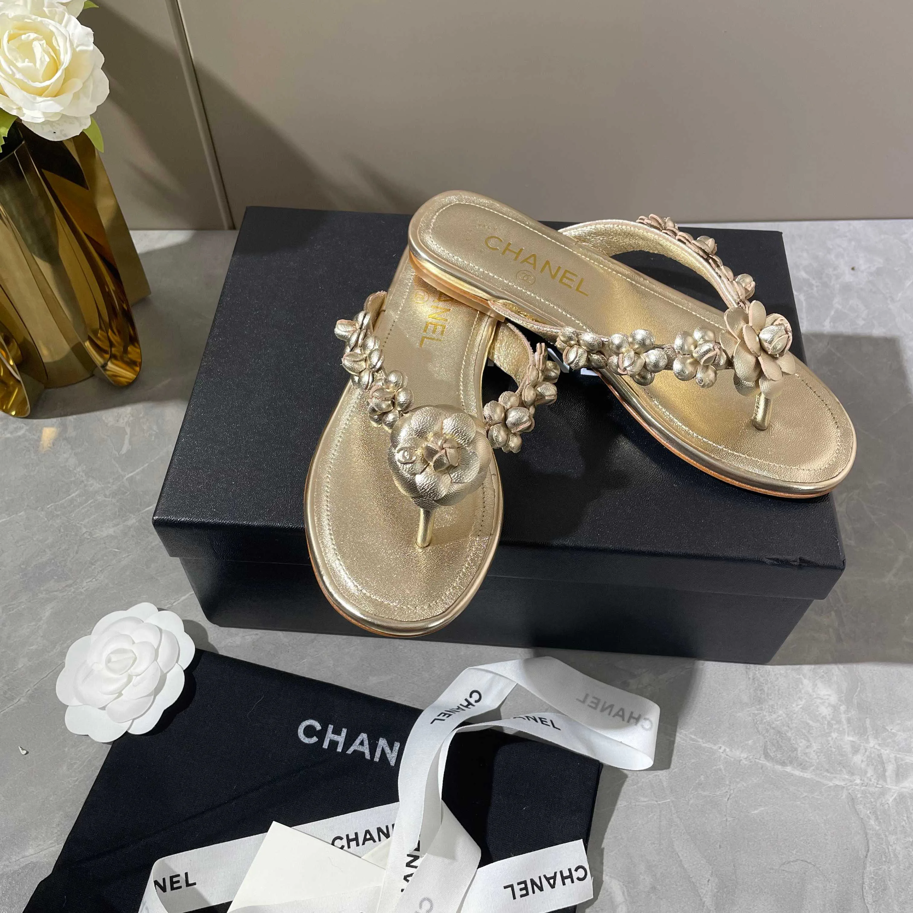 Шлепанцы Женские Chanel 17947069