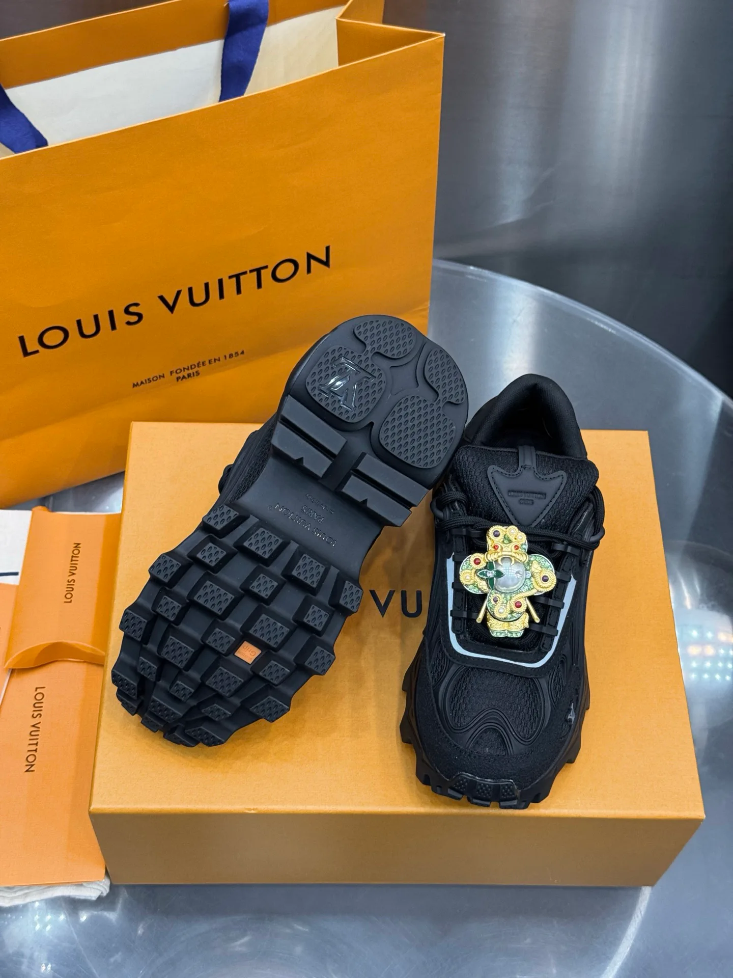 Кроссовки Женские Louis Vuitton 18202602