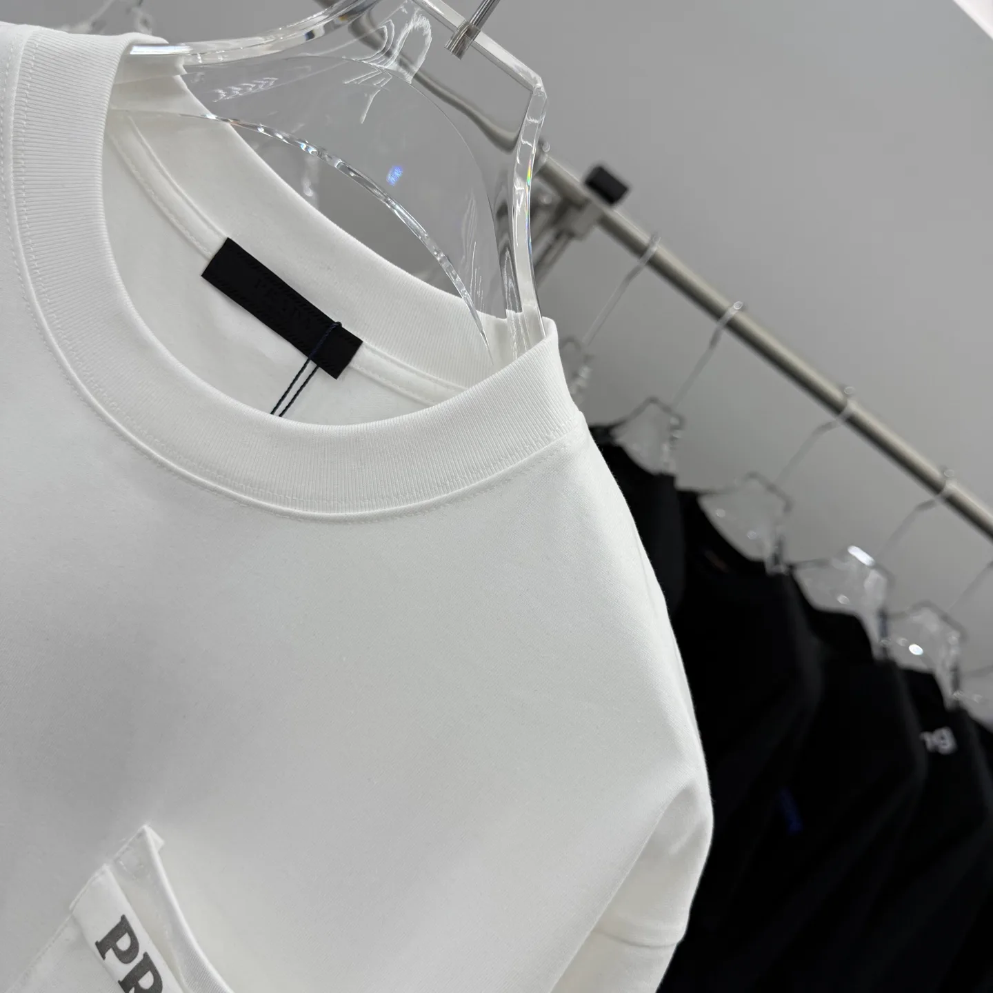 Футболки Женские Prada 86345