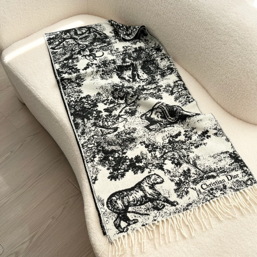 Шарфы Christian Dior 2225