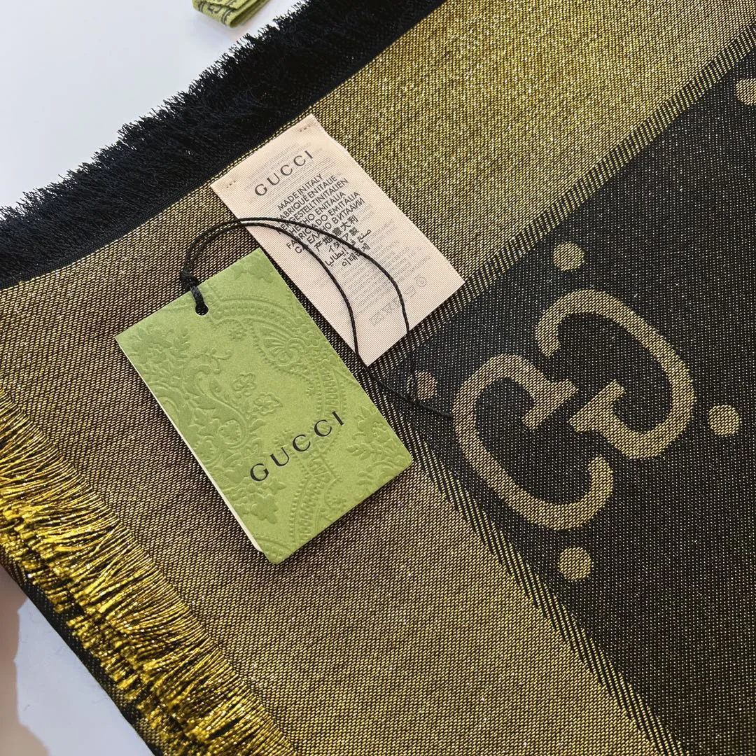 Шарфы Gucci 689044