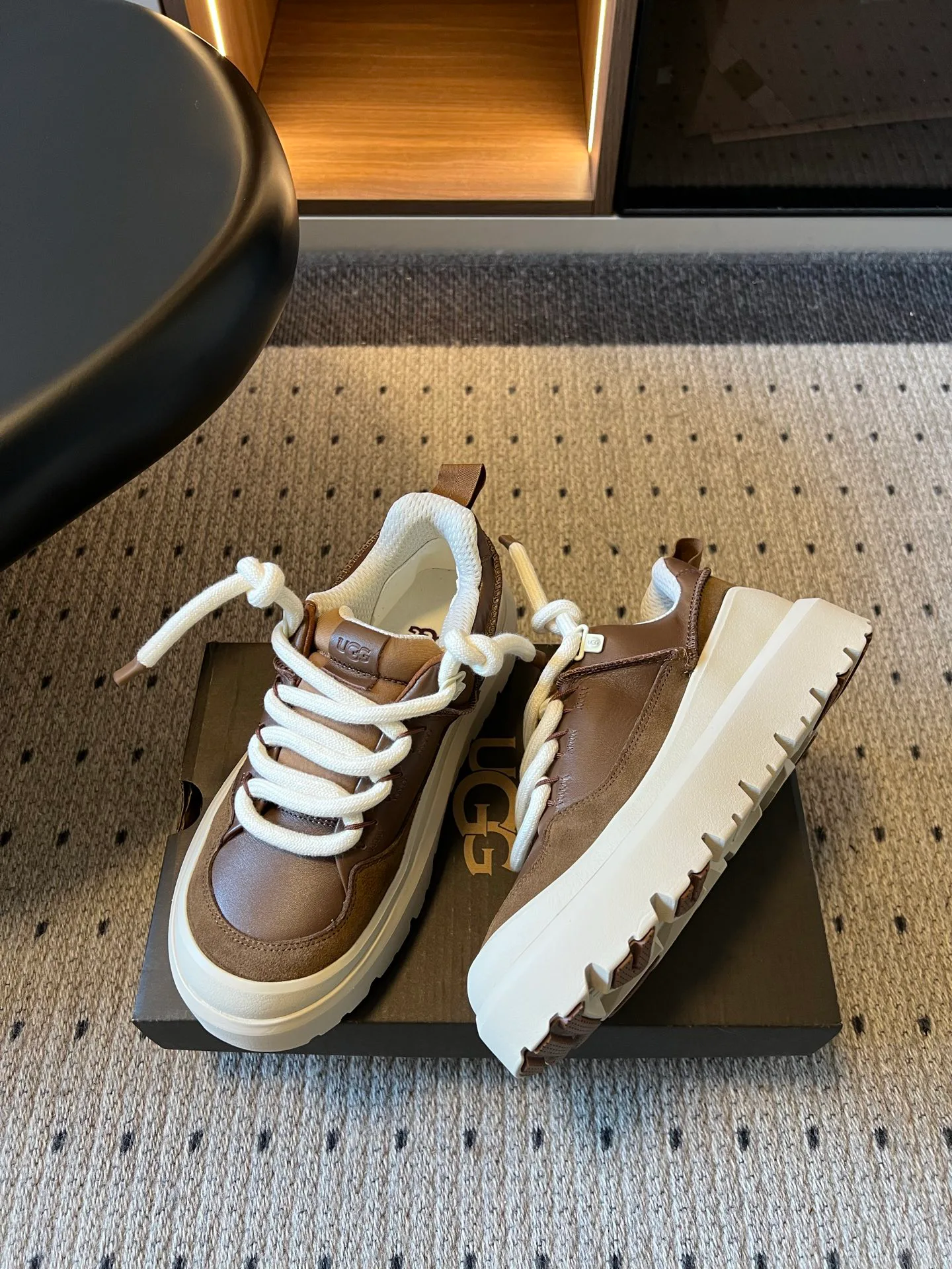 Кроссовки Женские Ugg 19237638