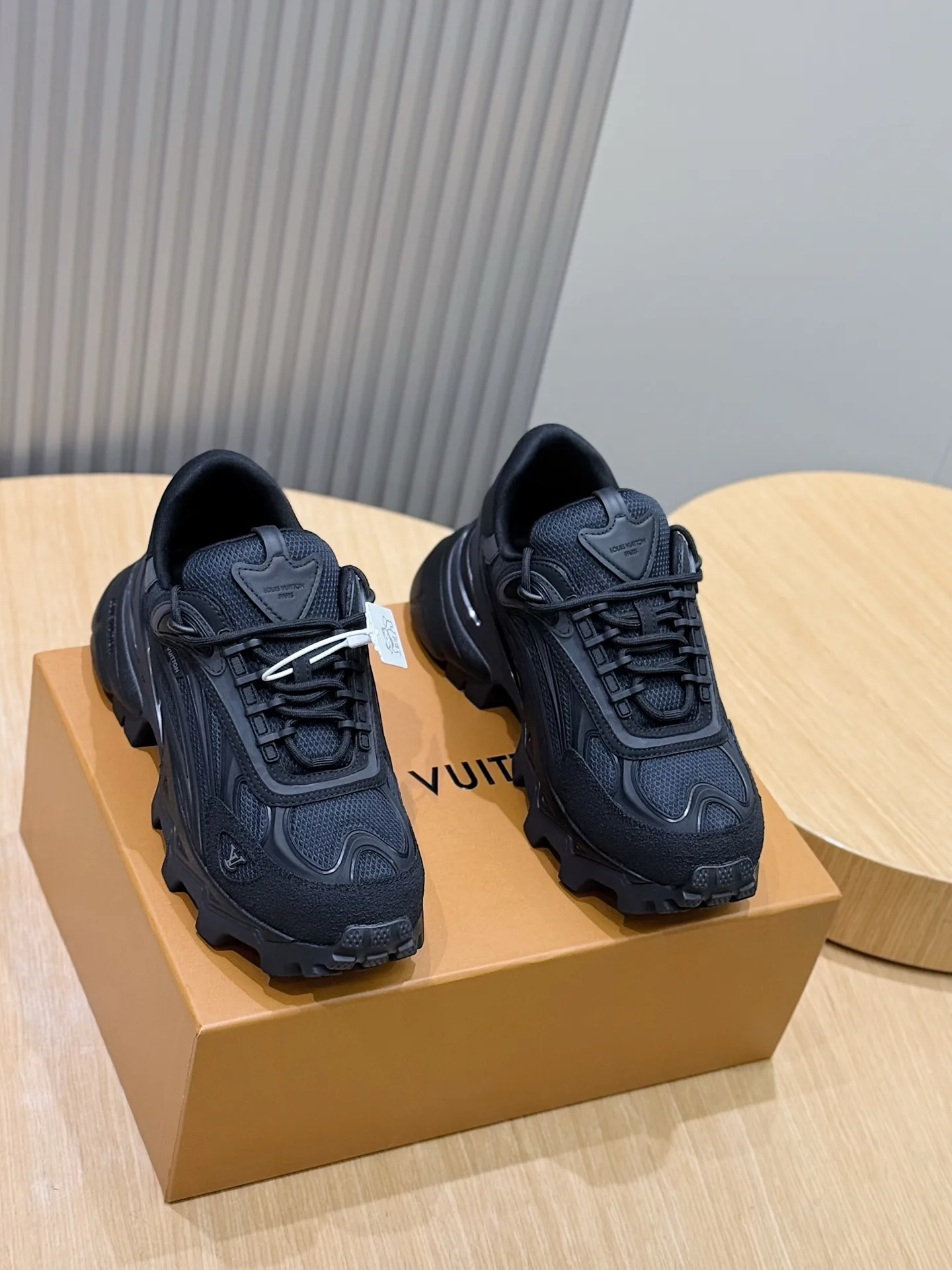 Кроссовки Мужские Louis Vuitton 11868027