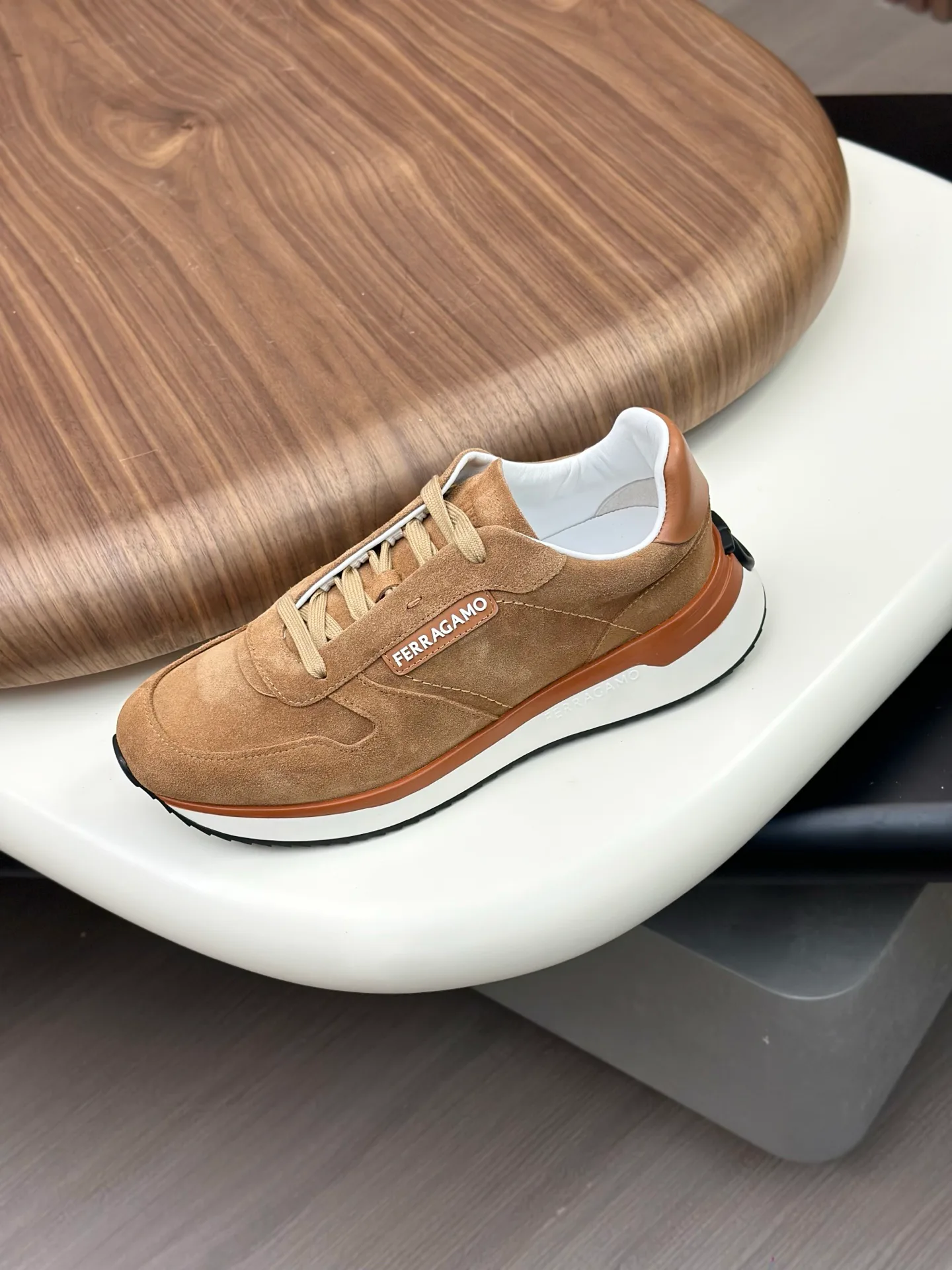 Кроссовки Мужские Salvatore Ferragamo 257440