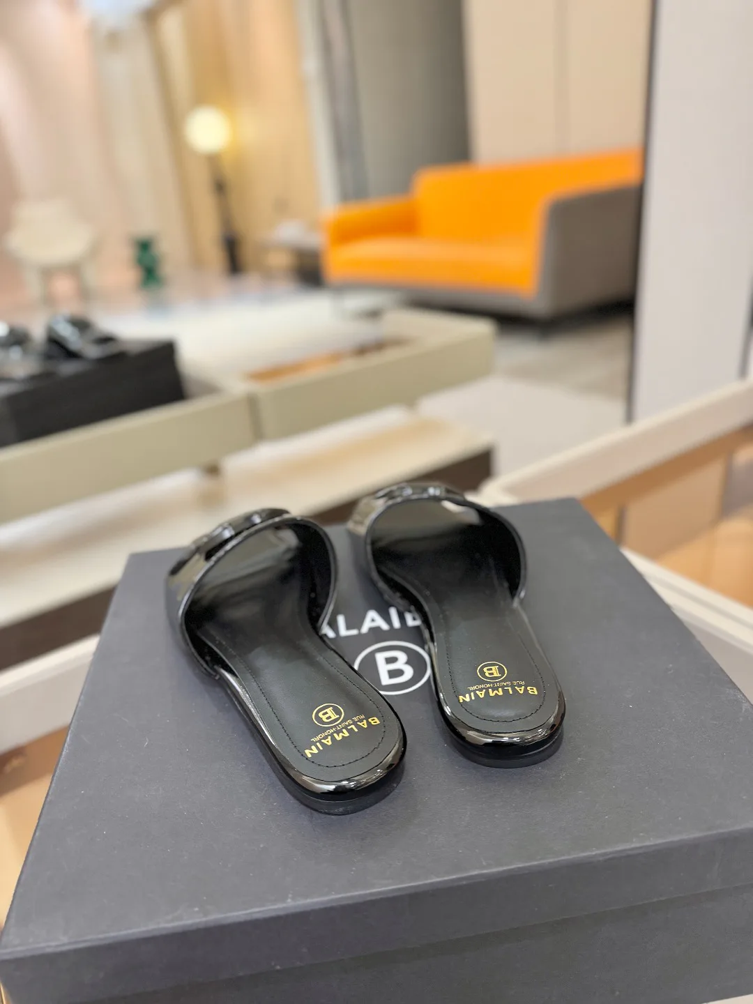 Шлепанцы Женские Balmain 840983