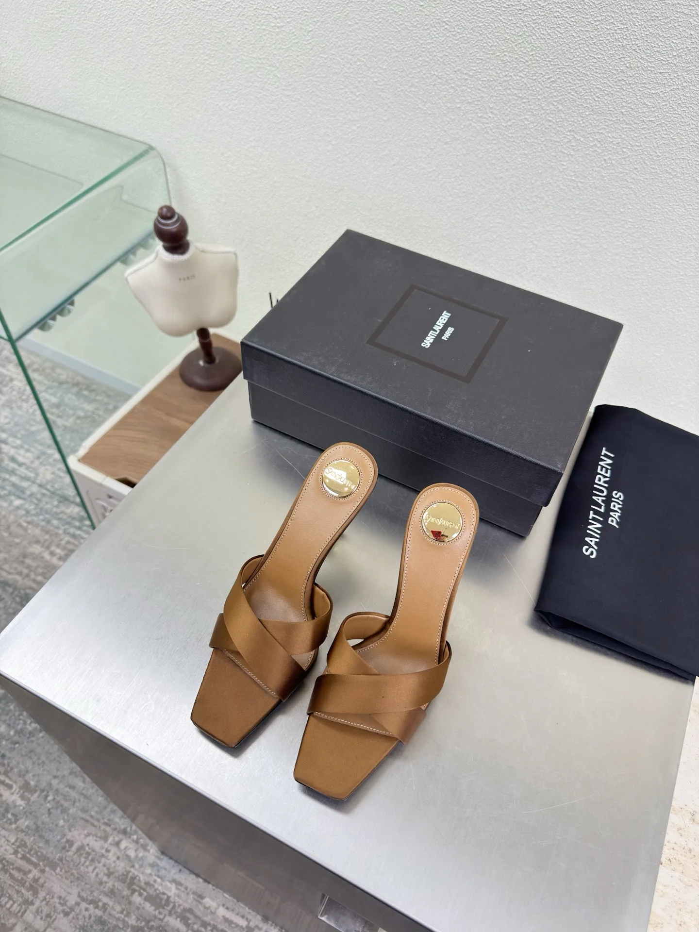 Босоножки Женские Saint Laurent 1693065