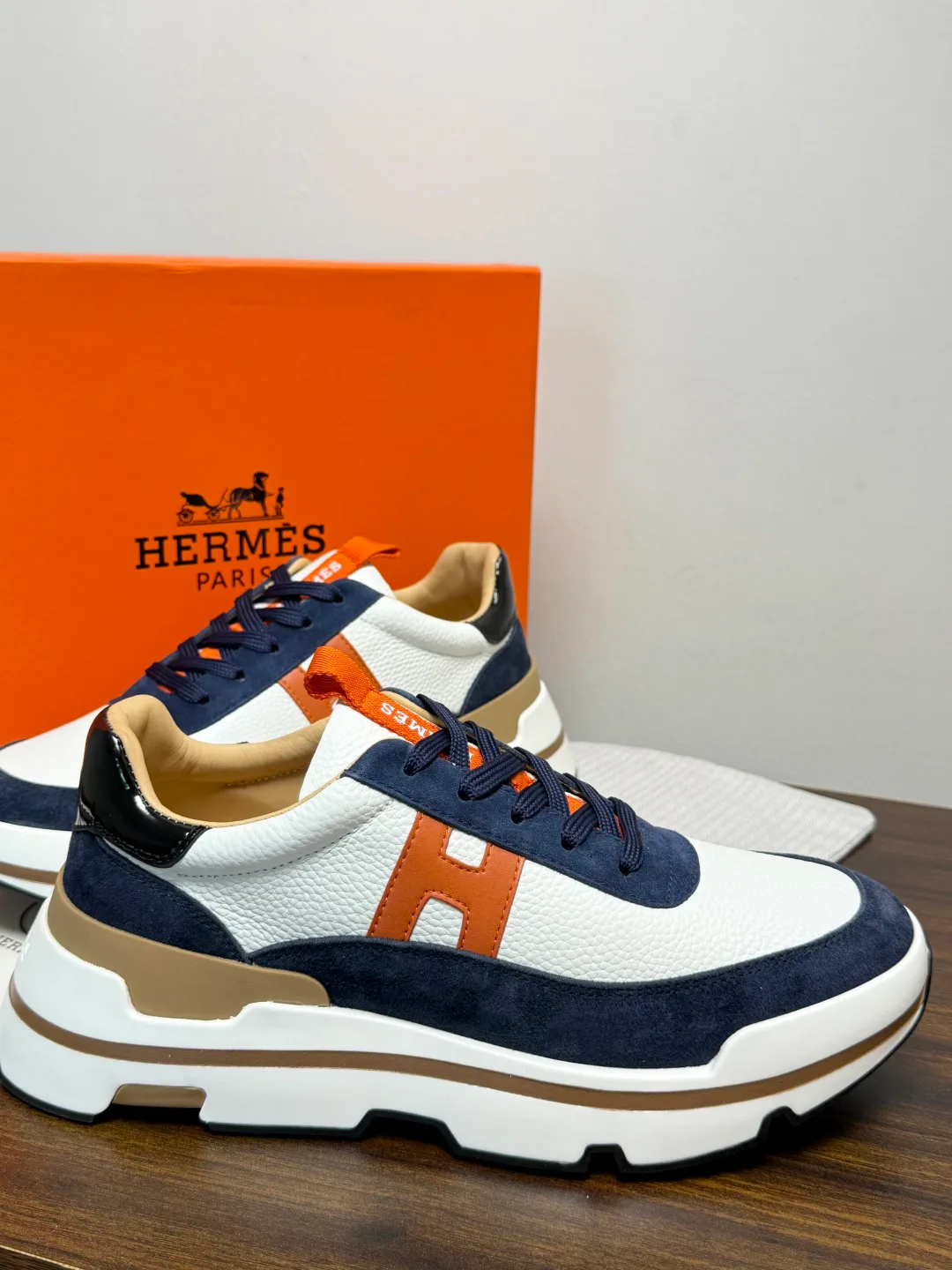Кроссовки Мужские Hermes 19089352