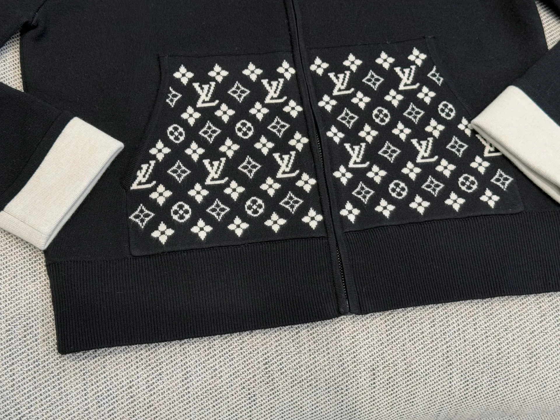 Куртки И Пуховики Женские Louis Vuitton 297917