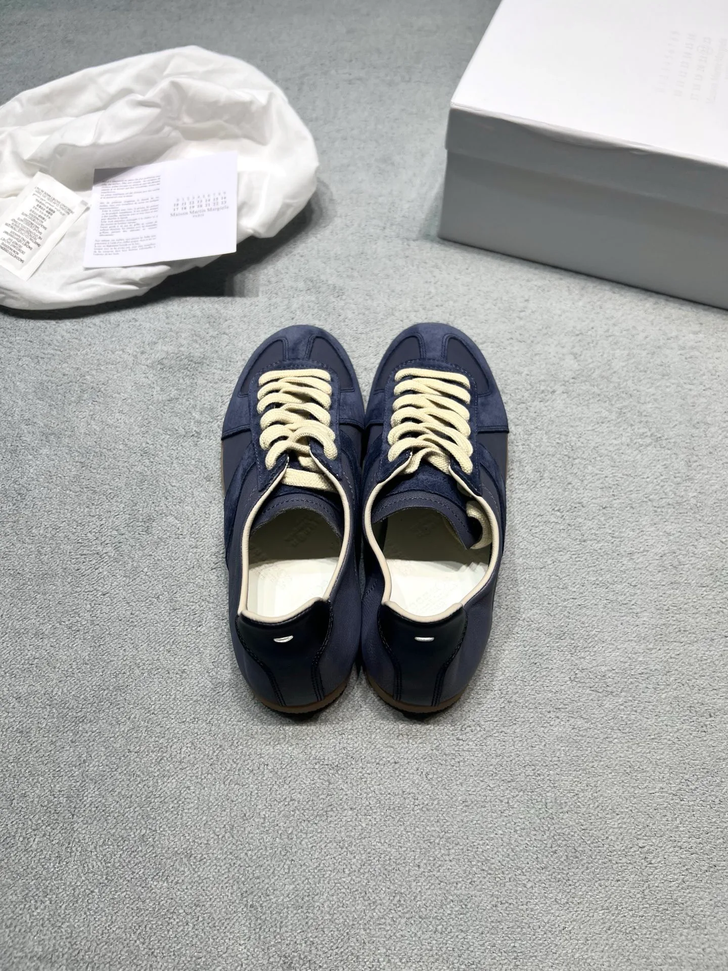 Кроссовки Женские Maison Margiela 18366874