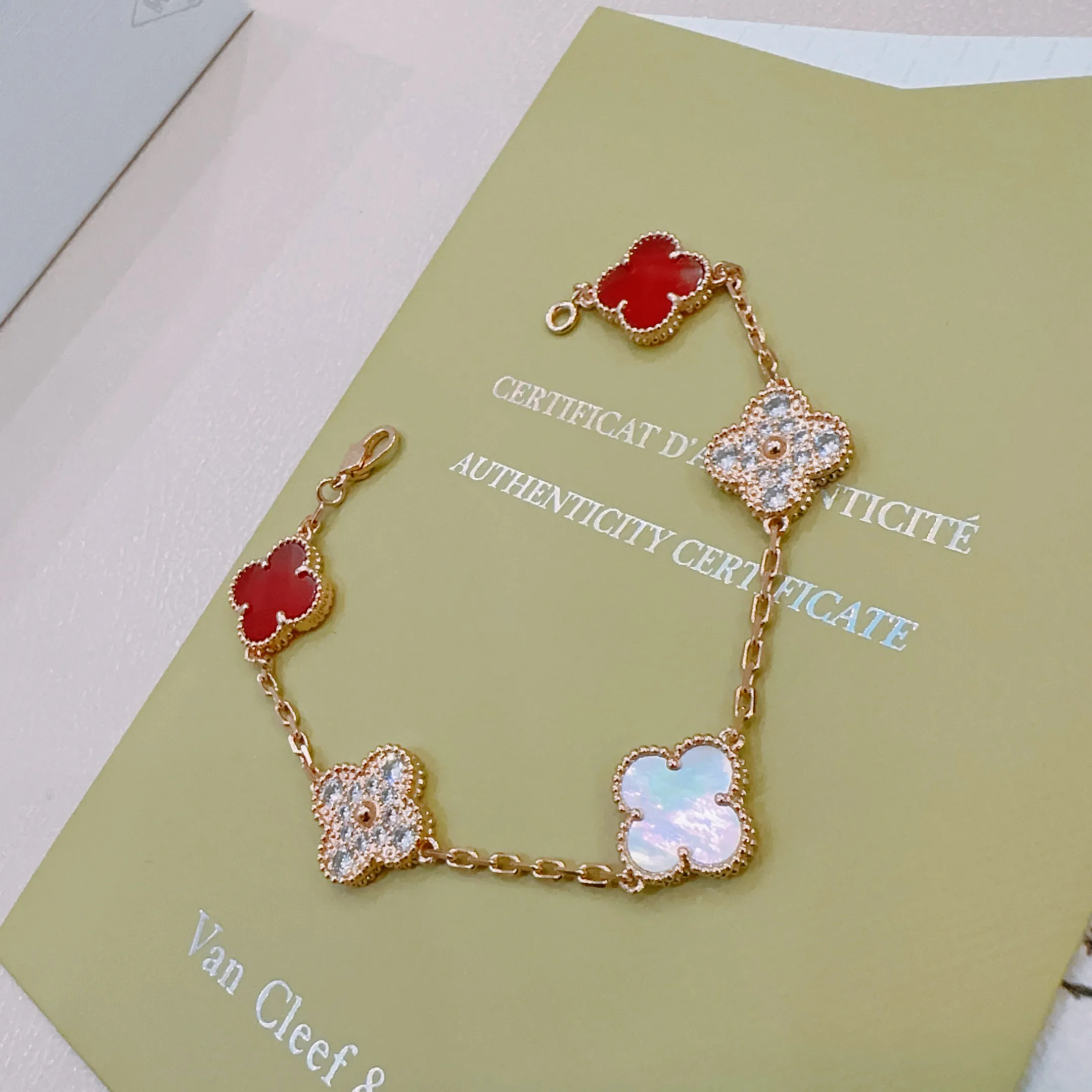 Бижутерия Van Cleef & Arpels 91321