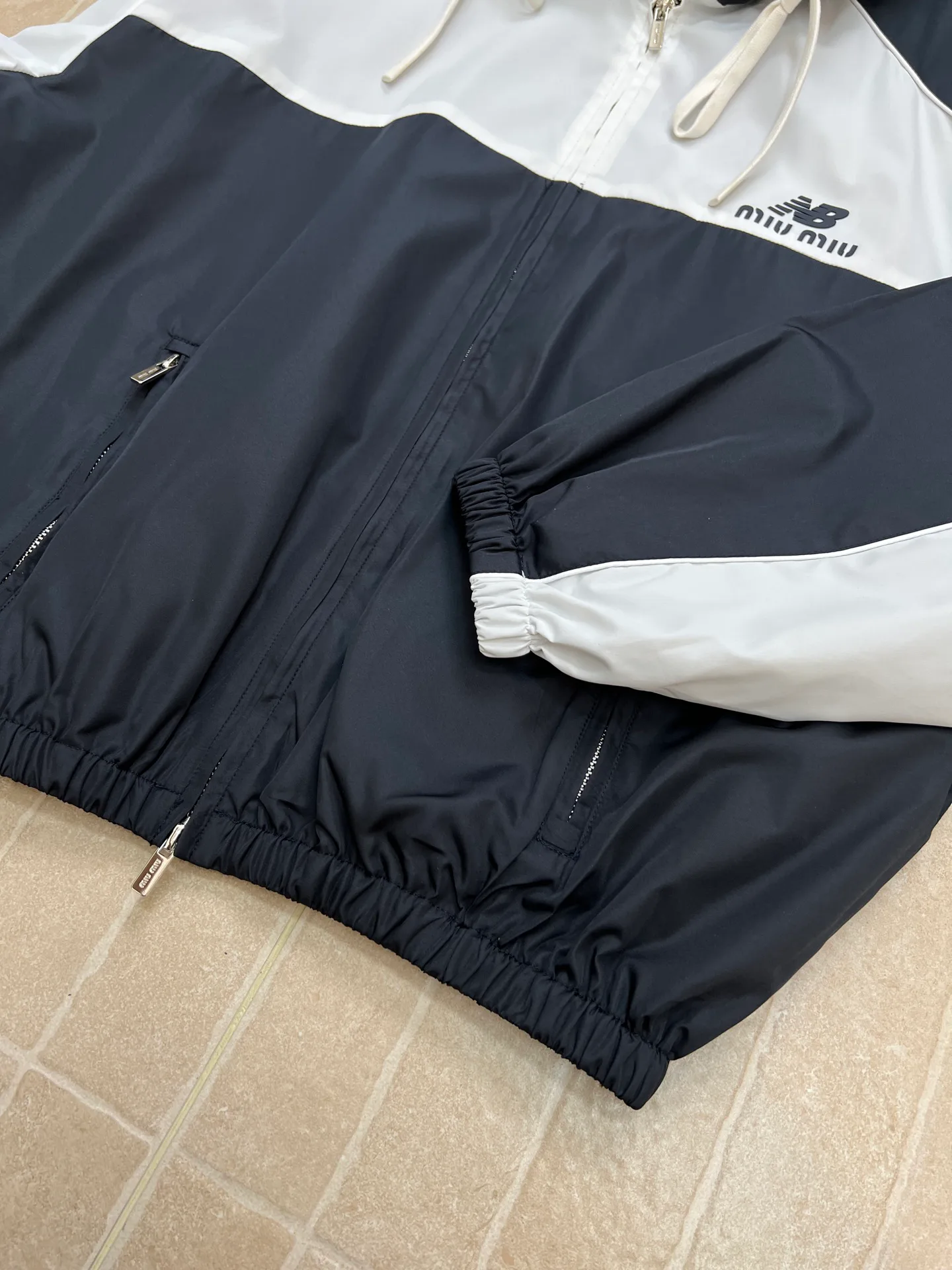 Куртки И Пуховики Женские Miu Miu 1803919