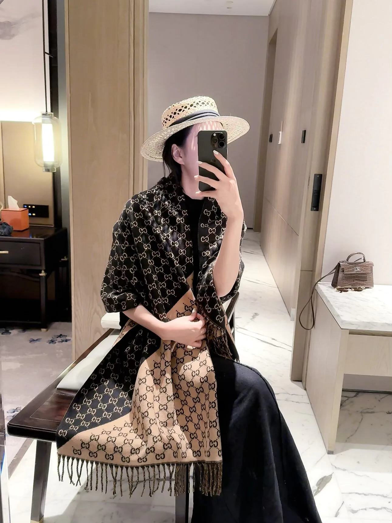Шарфы Gucci 18322641