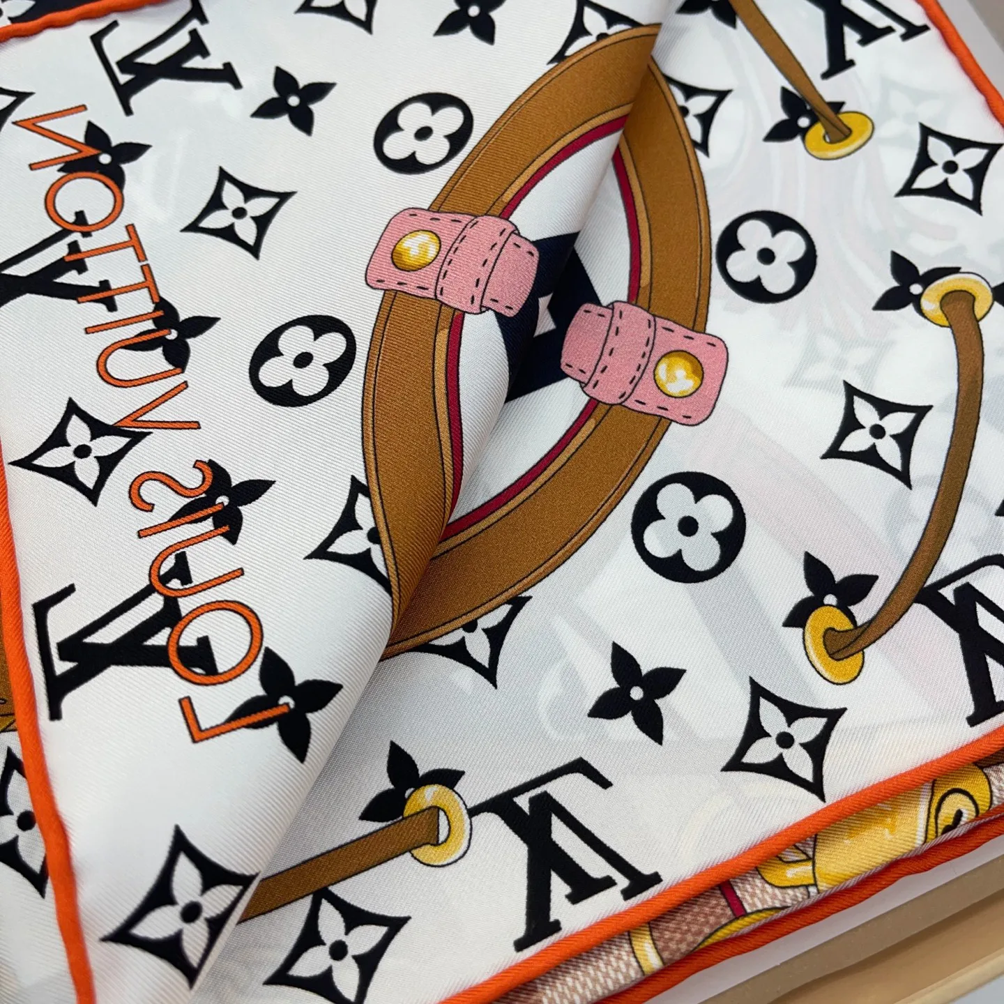 Шарфы Louis Vuitton 30457