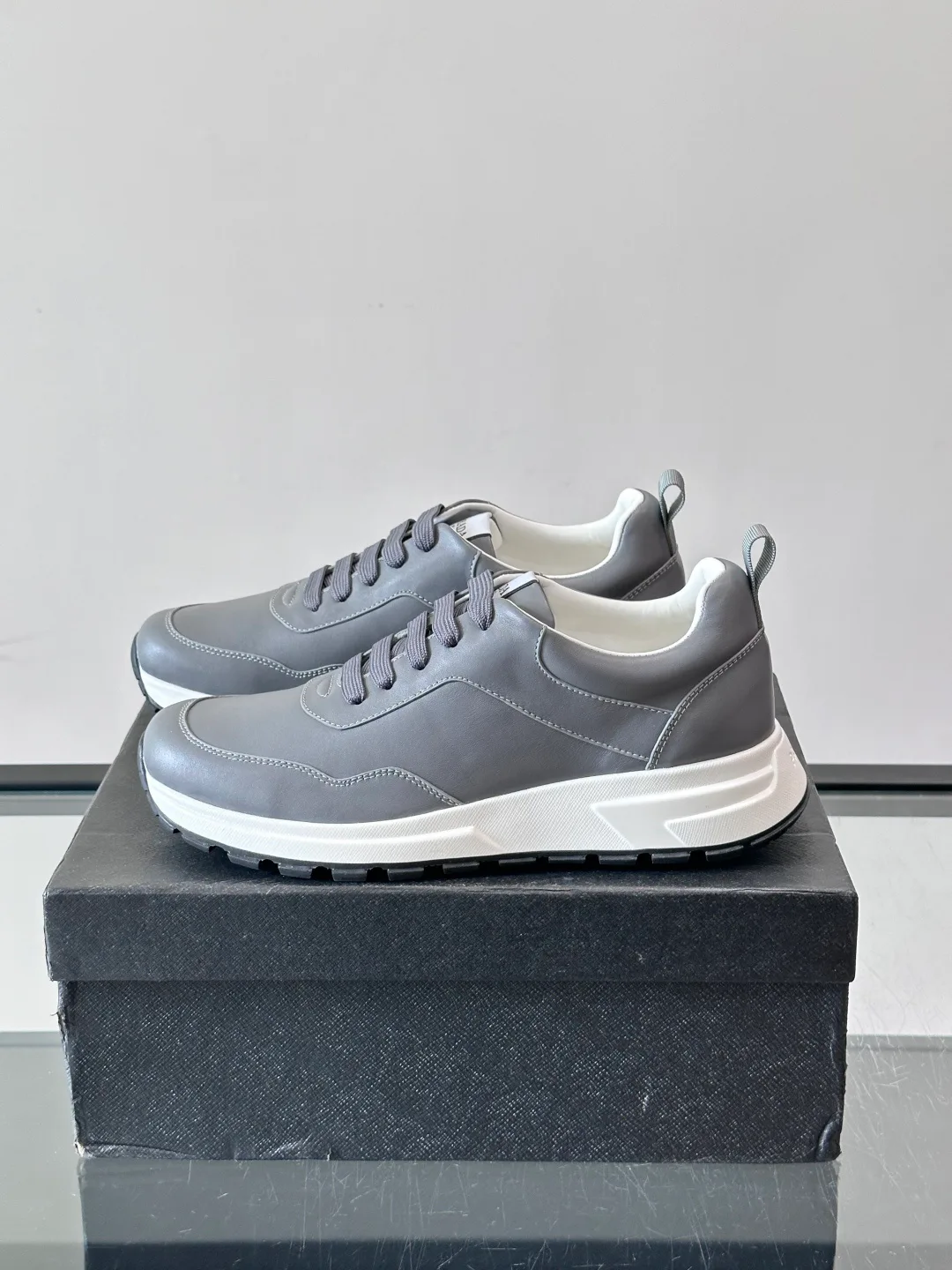 Кроссовки Мужские Prada 17349447