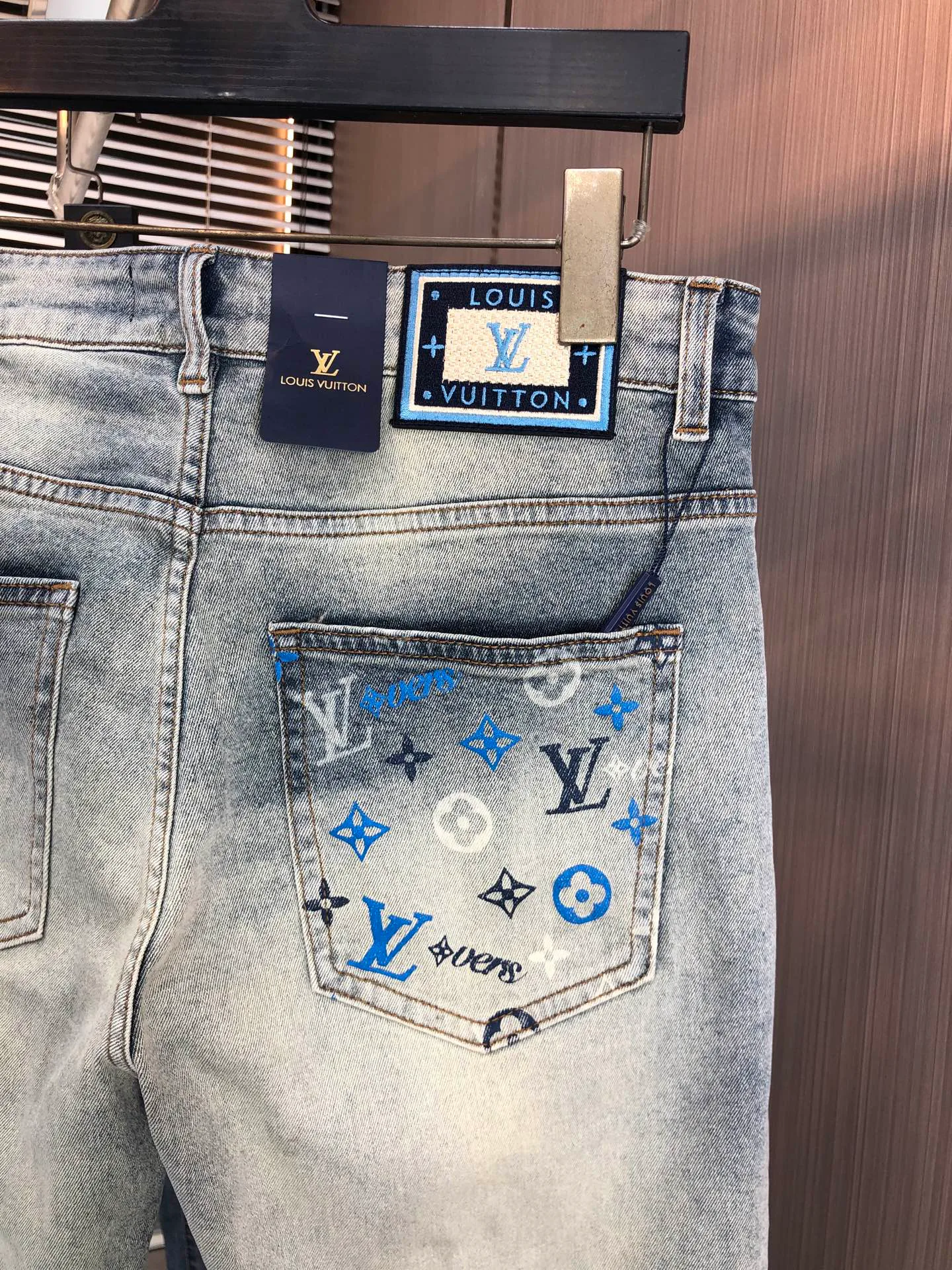 Джинсы Женские Louis Vuitton 10186815