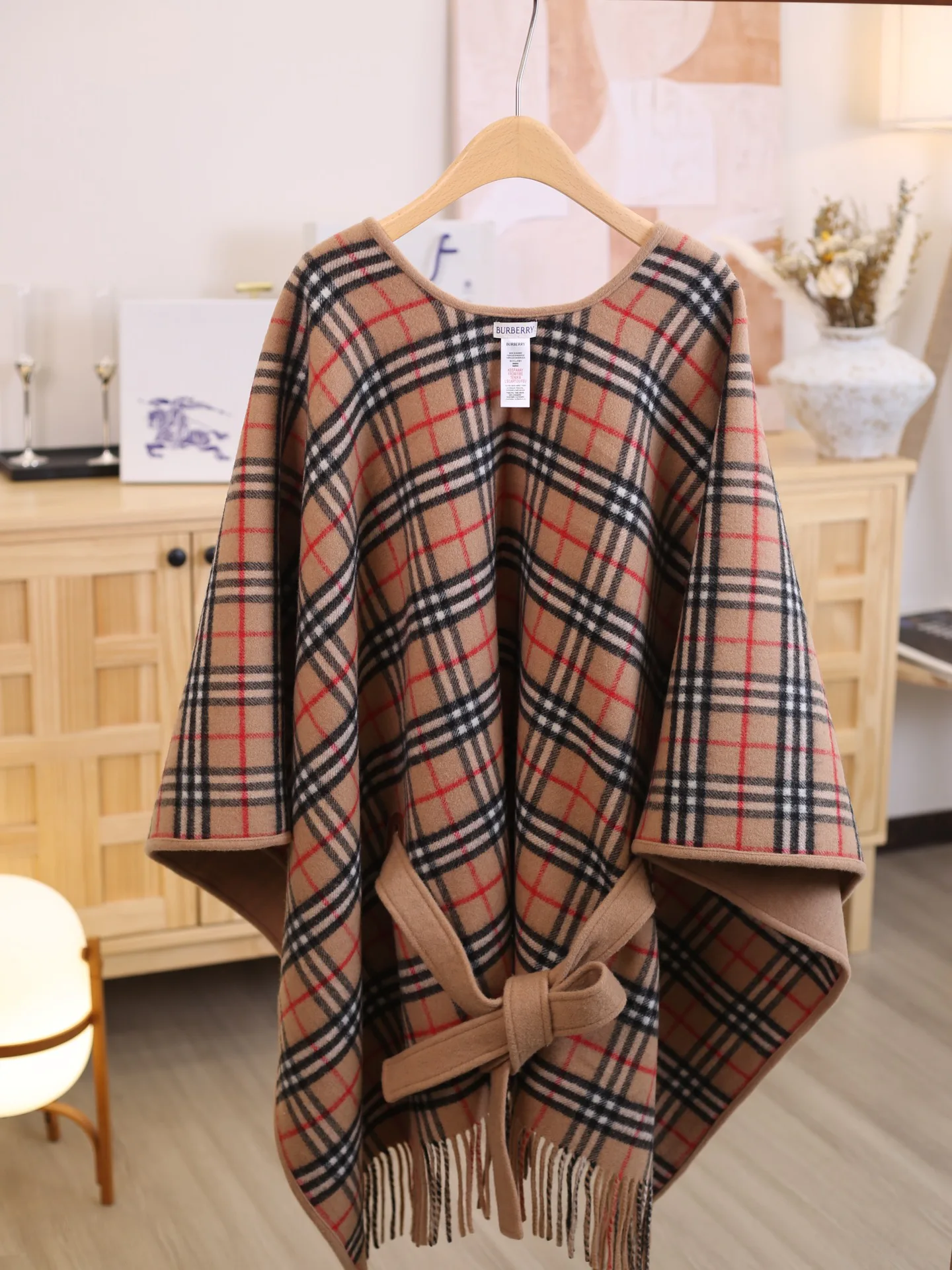 Пальто Женские Burberry 18128124