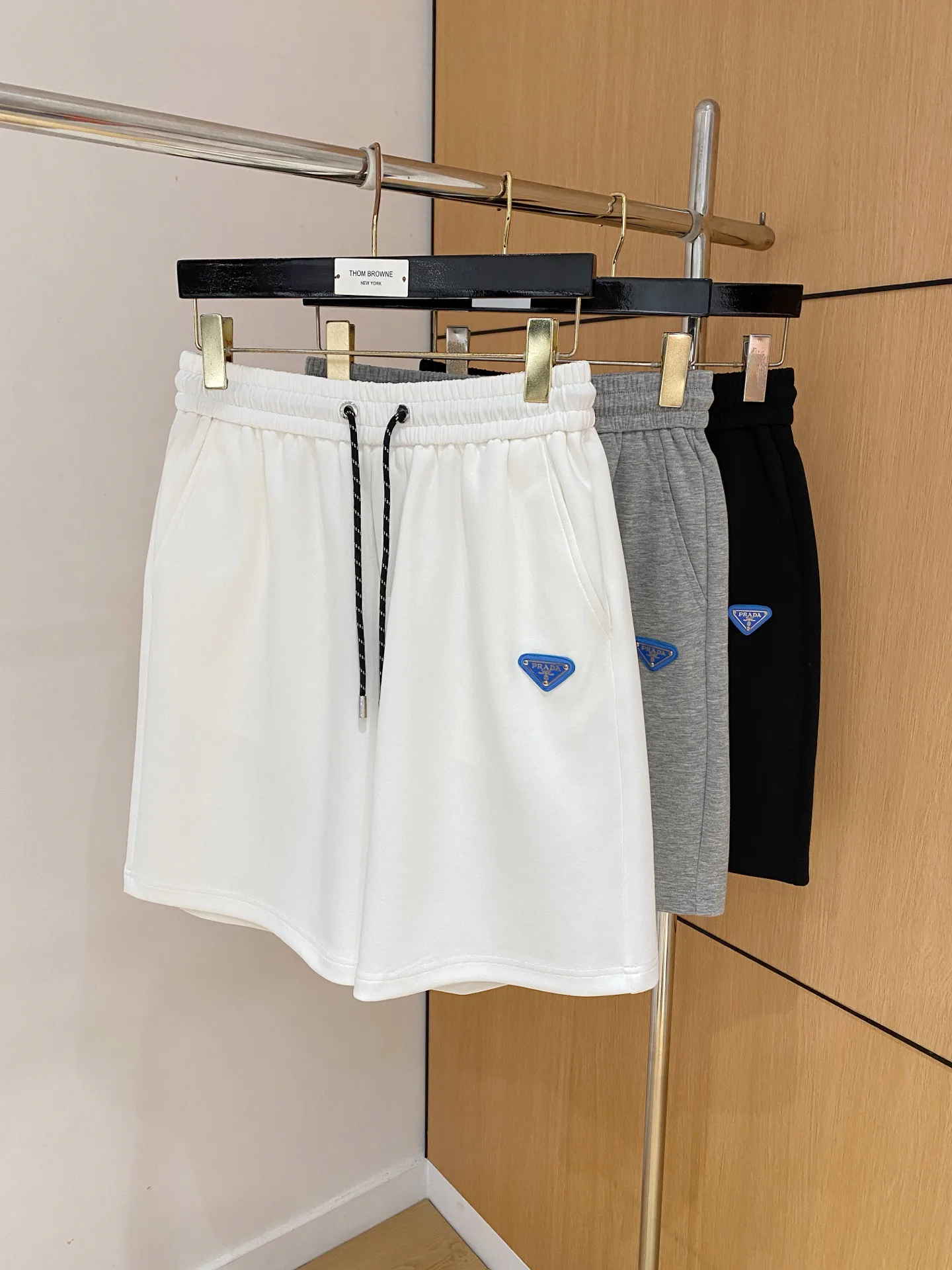 Шорты Мужские Prada 16998762