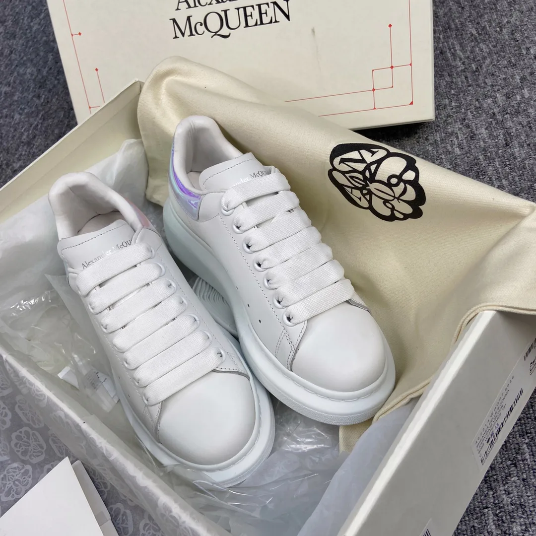 Кроссовки Женские Alexander Mcqueen 17963432