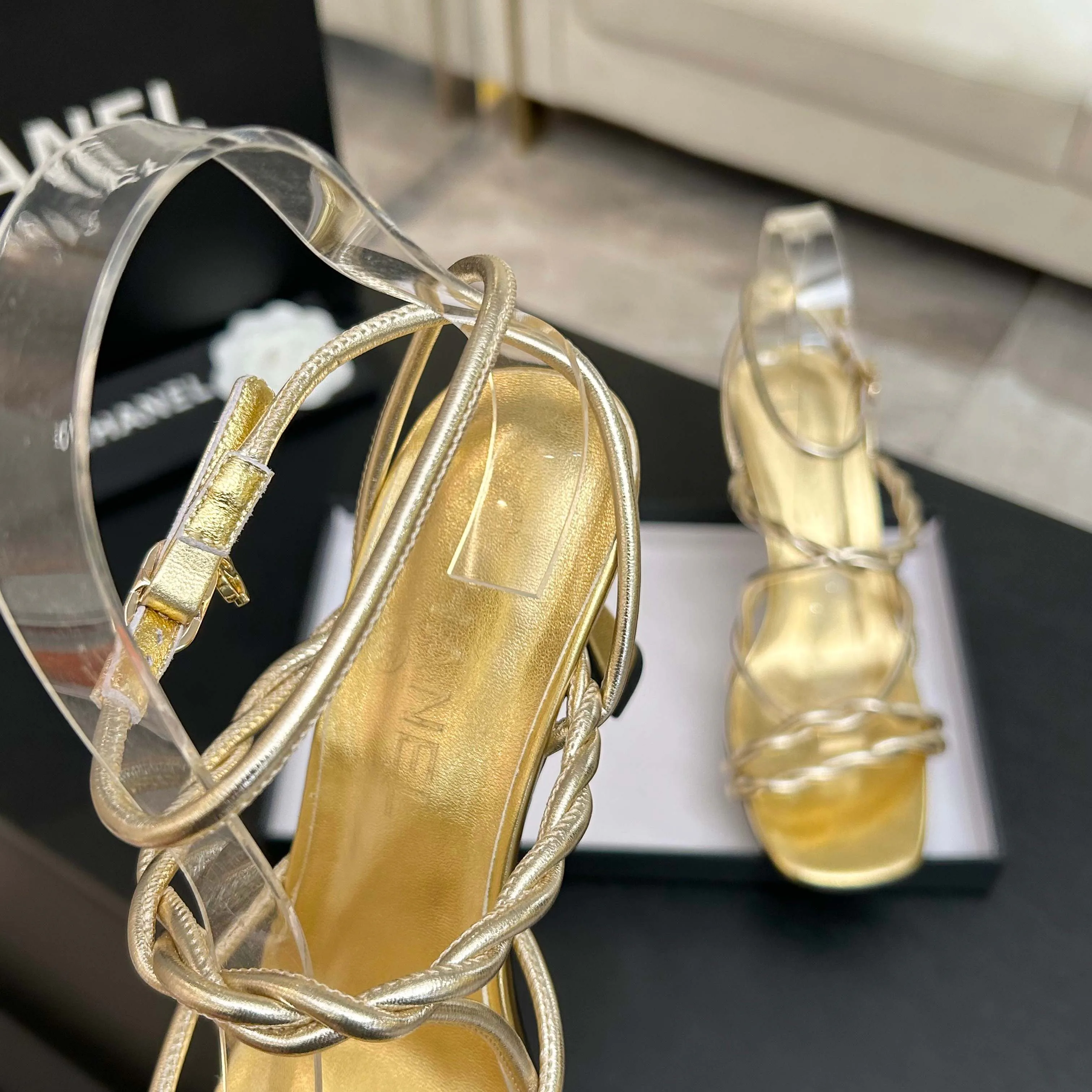 Босоножки Женские Chanel 11745875