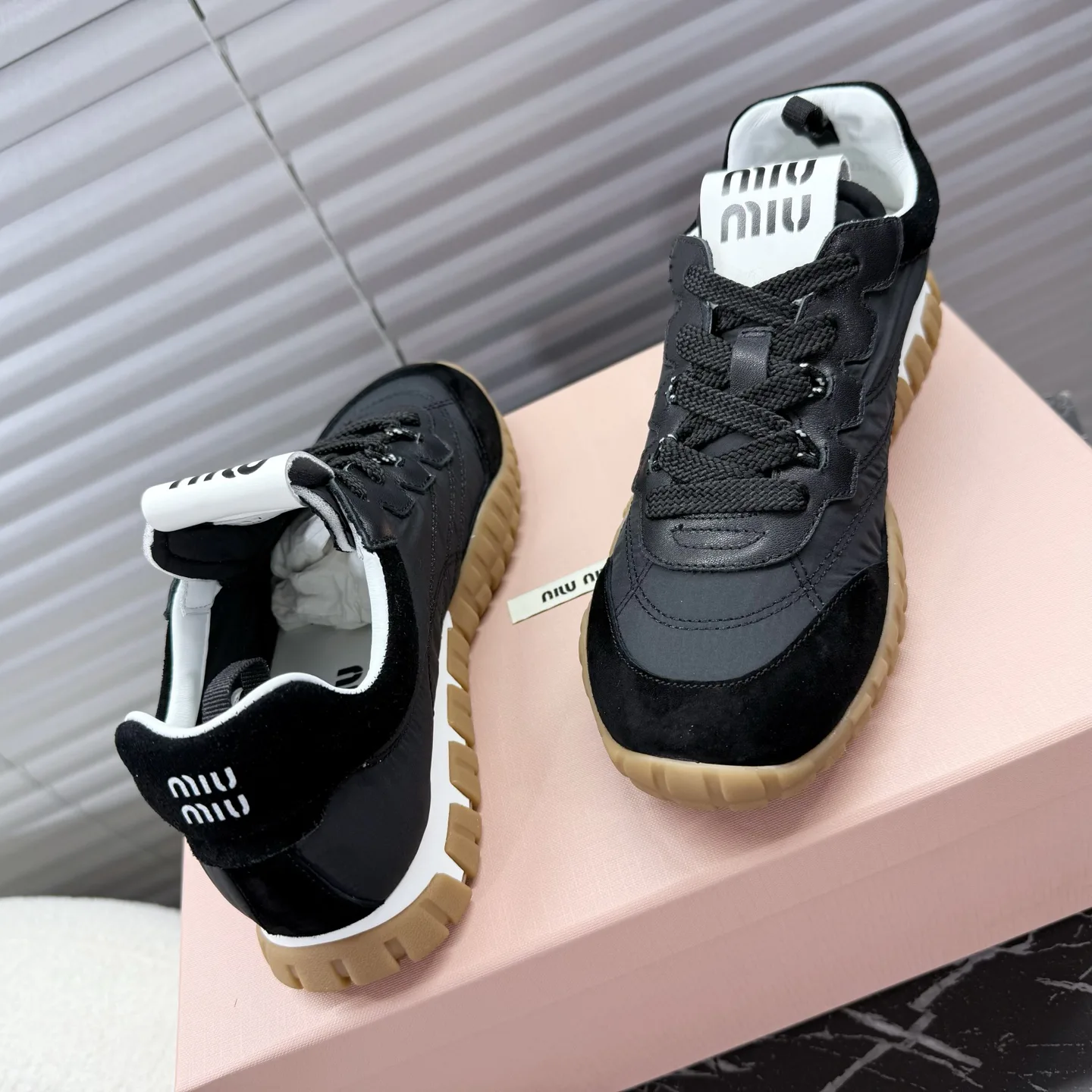 Кроссовки Женские Miu Miu 3742543