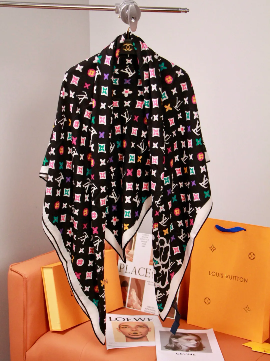 Платки Louis Vuitton 18574596