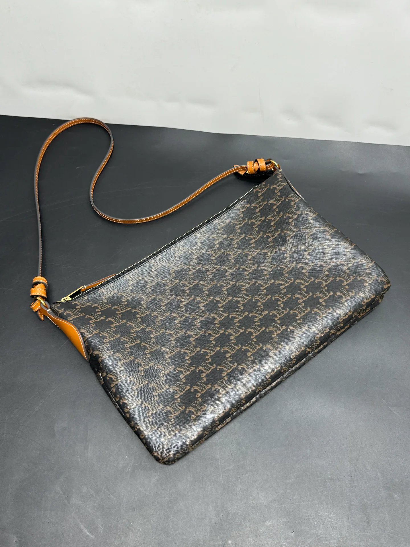 Классические Сумки Женские Celine 17383827
