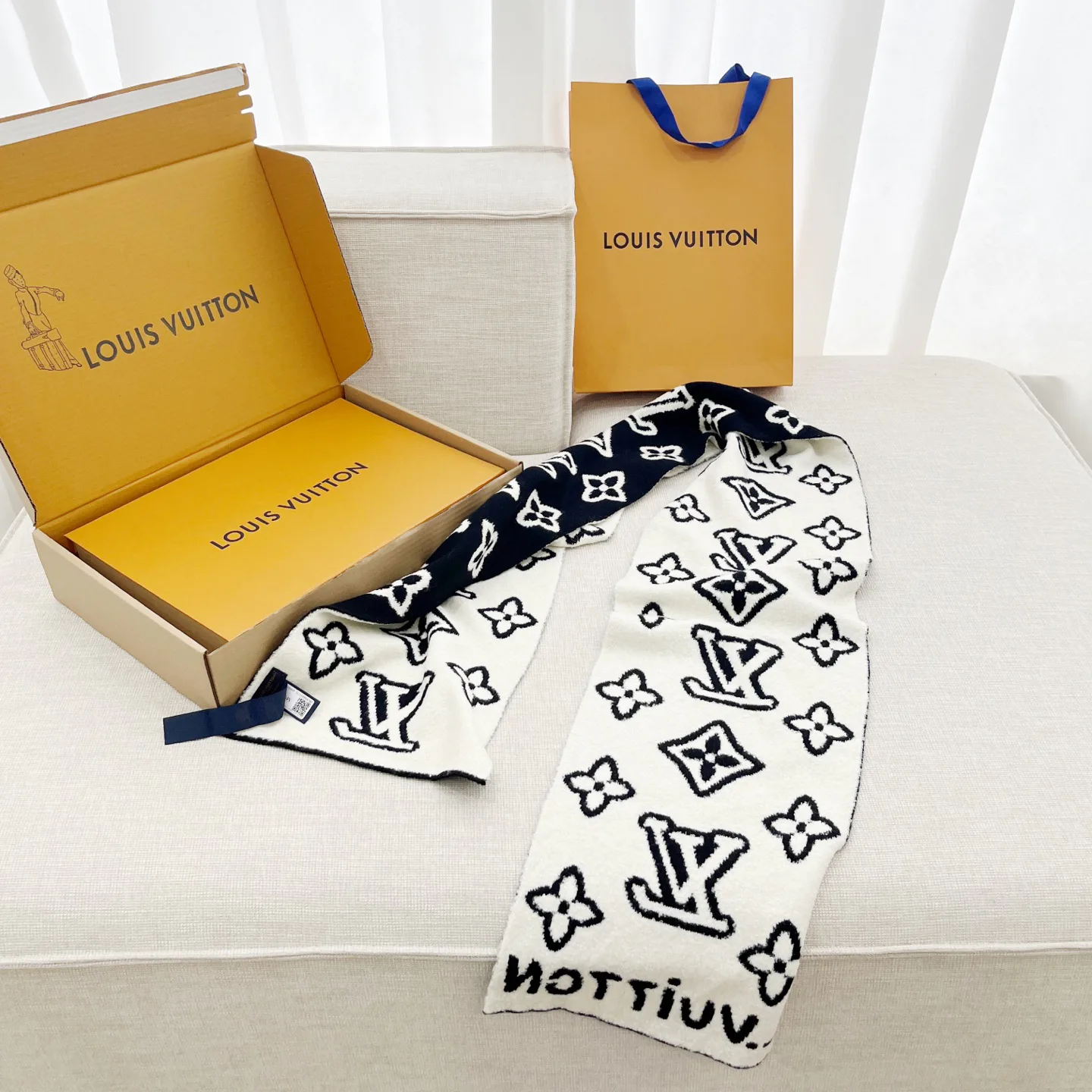 Шарфы Louis Vuitton 2957972